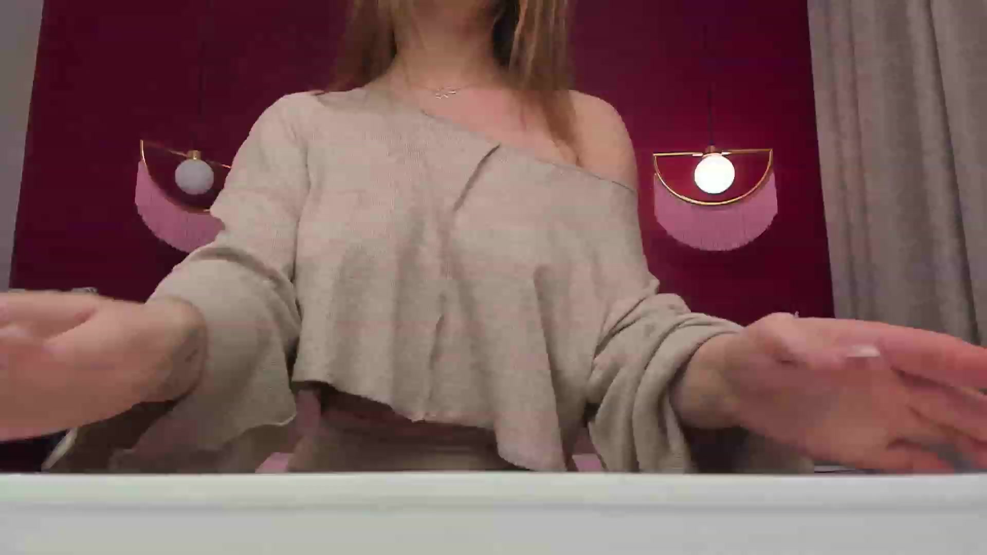 Gallery image thumbnail from AnnCutie's myfreecams stream on, 02/04/2023, 13:47 image 2 of 20