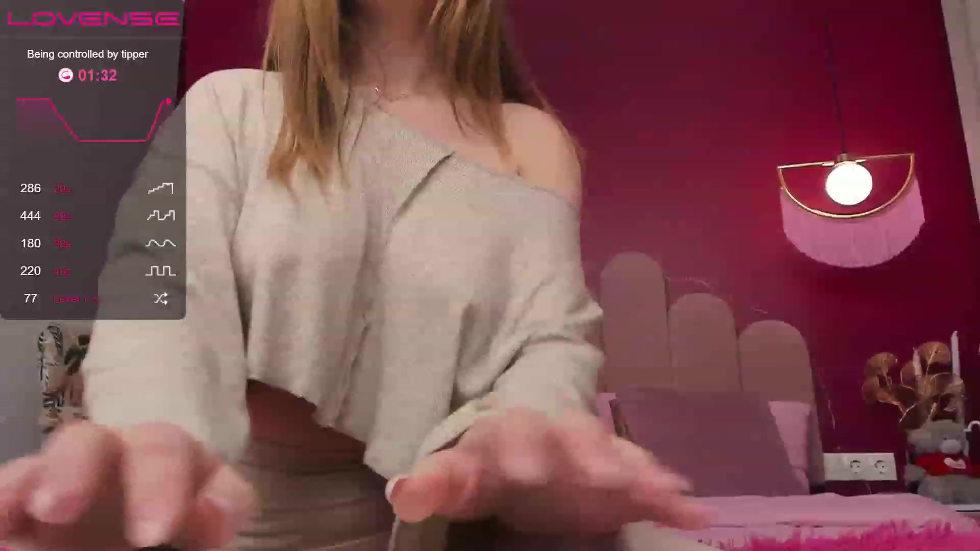 Gallery image thumbnail from AnnCutie's myfreecams stream on, 02/04/2023, 15:09 image 8 of 20