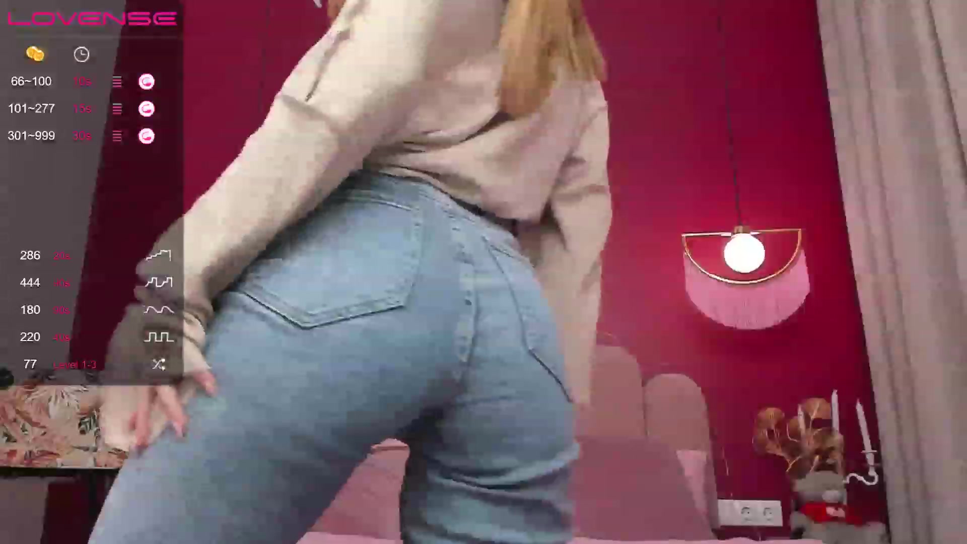 Gallery image thumbnail from AnnCutie's myfreecams stream on, 02/04/2023, 17:24 image 17 of 20