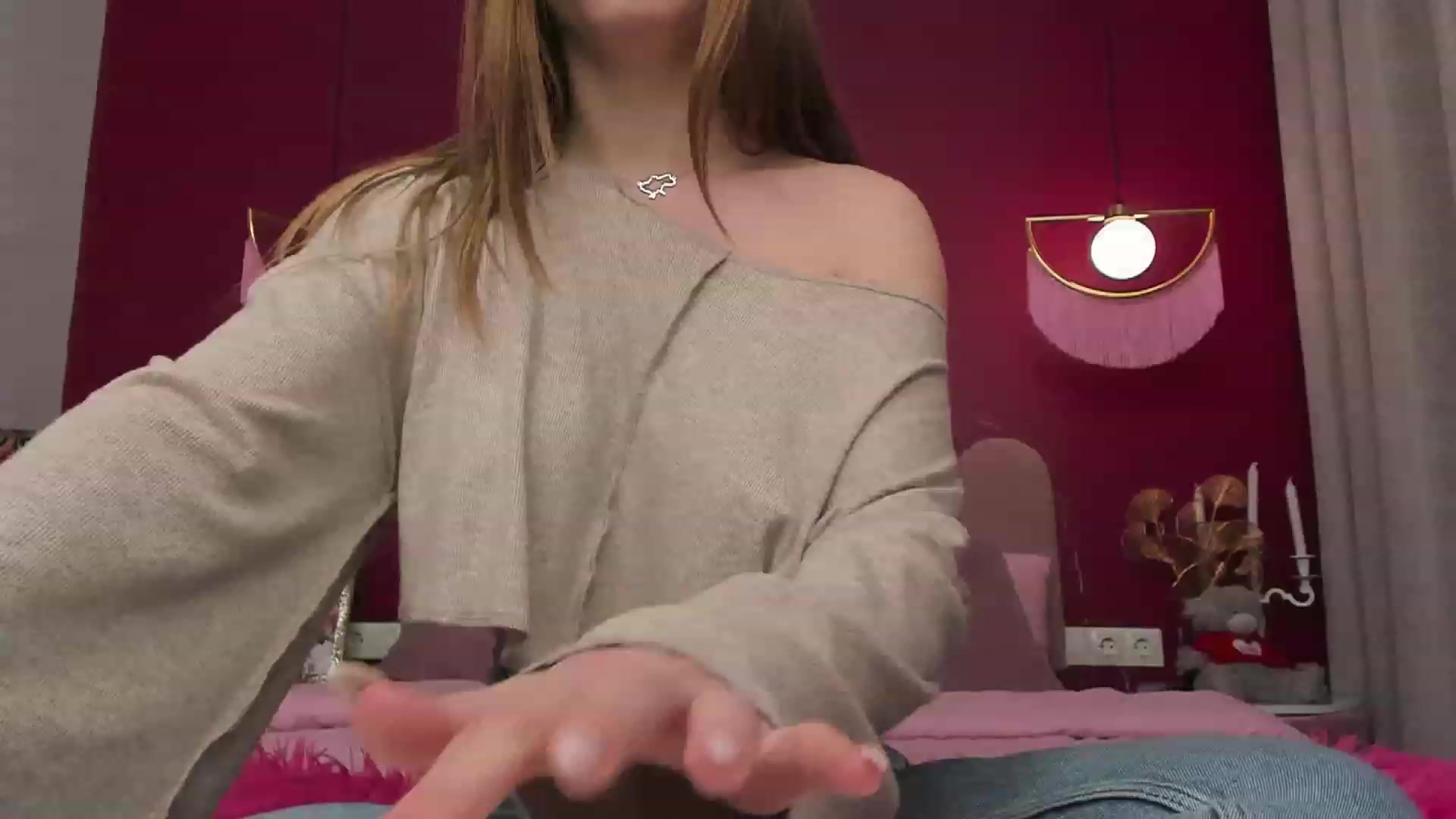 Gallery image thumbnail from AnnCutie's myfreecams stream on, 02/04/2023, 18:03 image 4 of 20