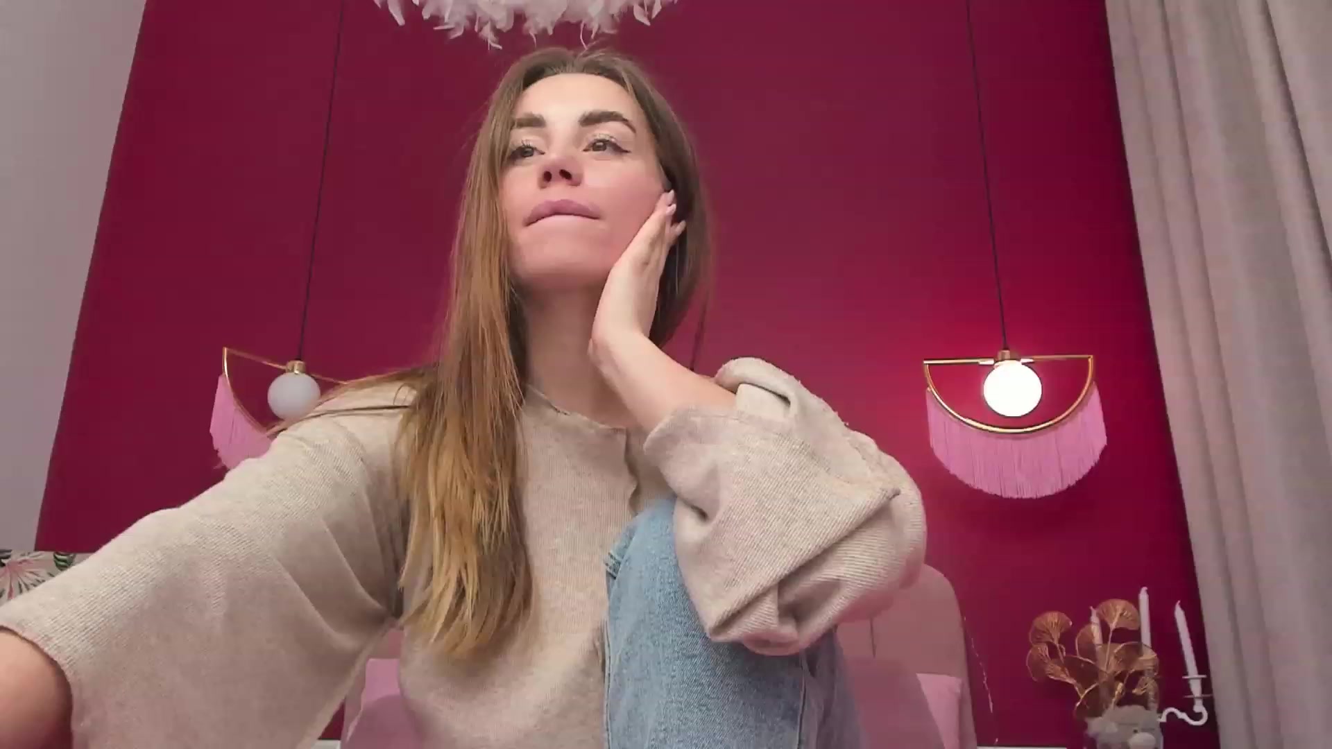 Gallery image thumbnail from AnnCutie's myfreecams stream on, 02/04/2023, 18:03 image 12 of 20