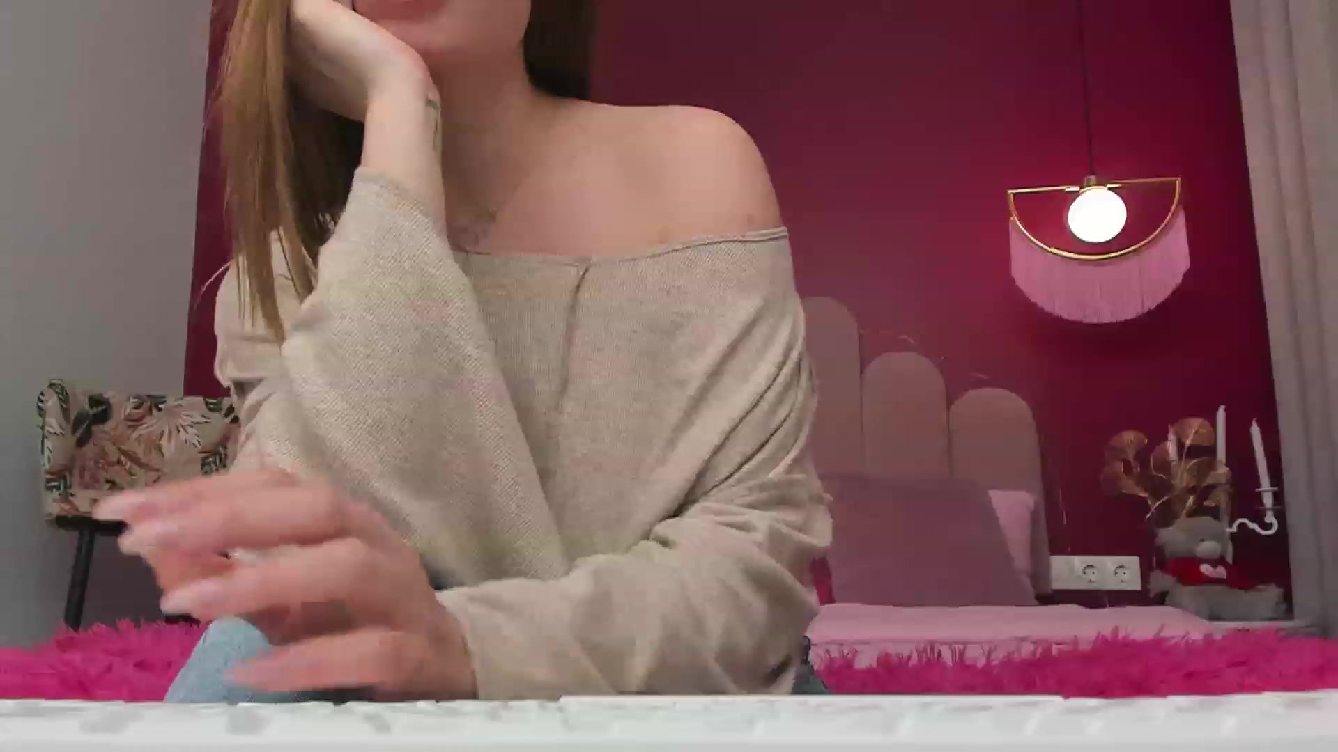 Gallery image thumbnail from AnnCutie's myfreecams stream on, 02/04/2023, 19:11 image 10 of 20