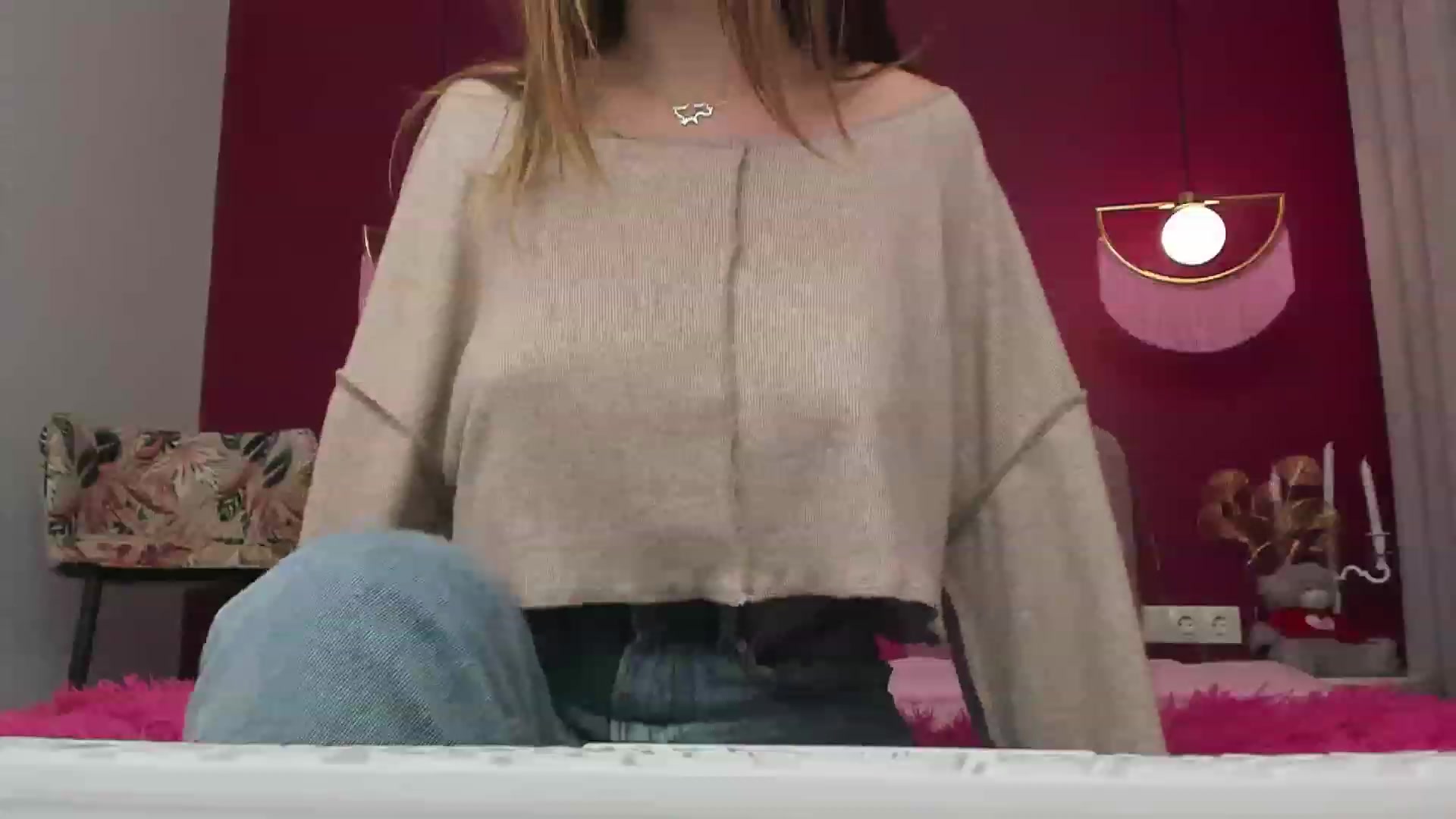 Gallery image thumbnail from AnnCutie's myfreecams stream on, 02/04/2023, 19:11 image 9 of 20