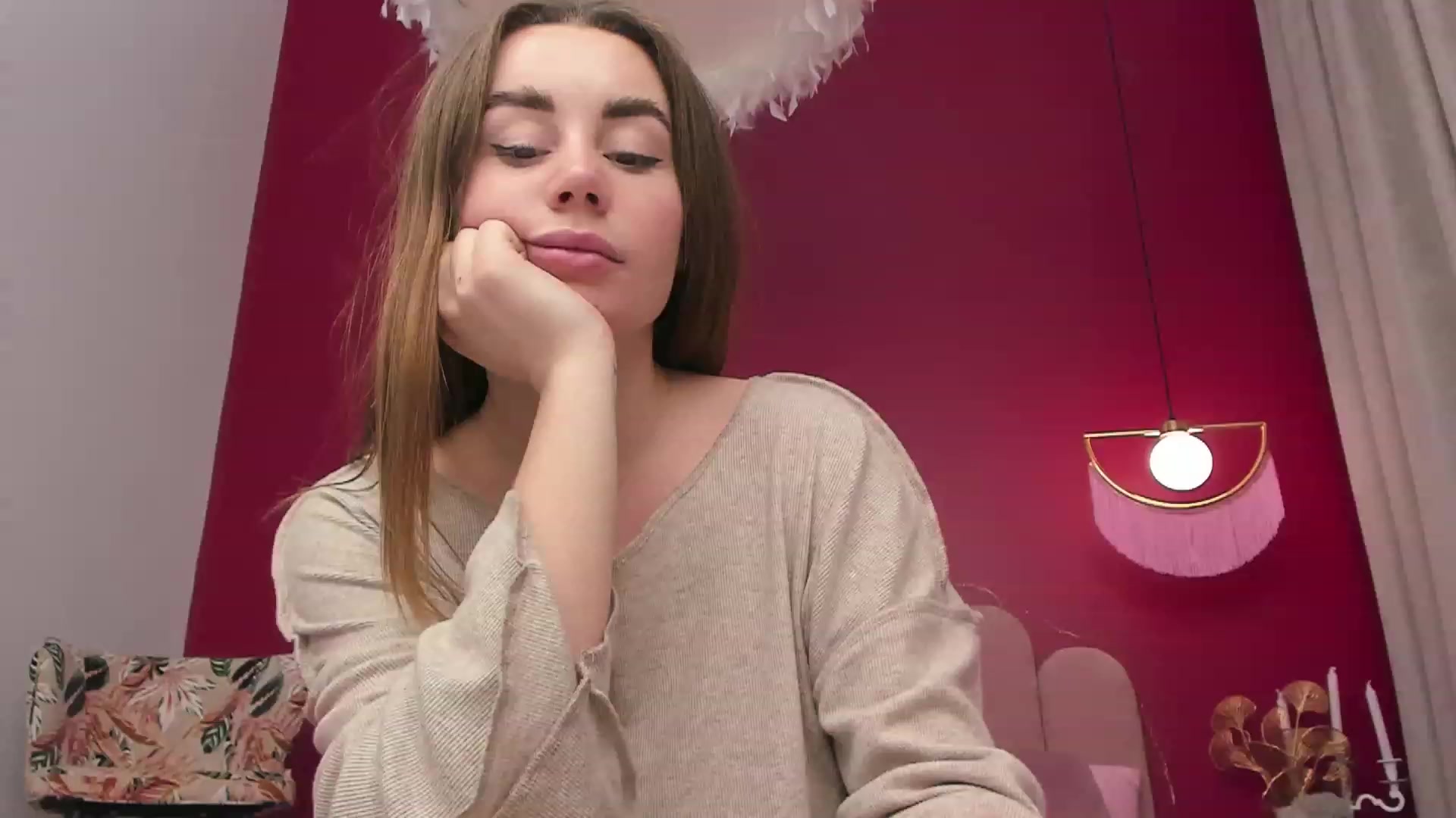 Gallery image thumbnail from AnnCutie's myfreecams stream on, 02/04/2023, 19:11 image 2 of 20