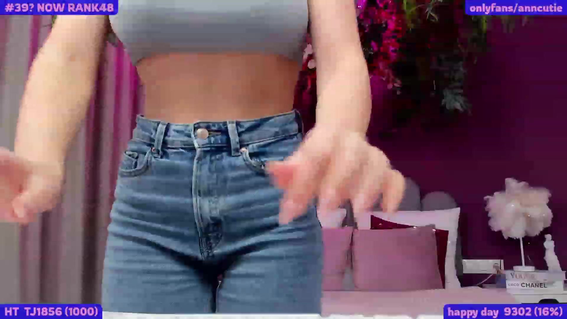 Gallery image thumbnail from AnnCutie's myfreecams stream on, 02/05/2023, 19:31 image 16 of 20