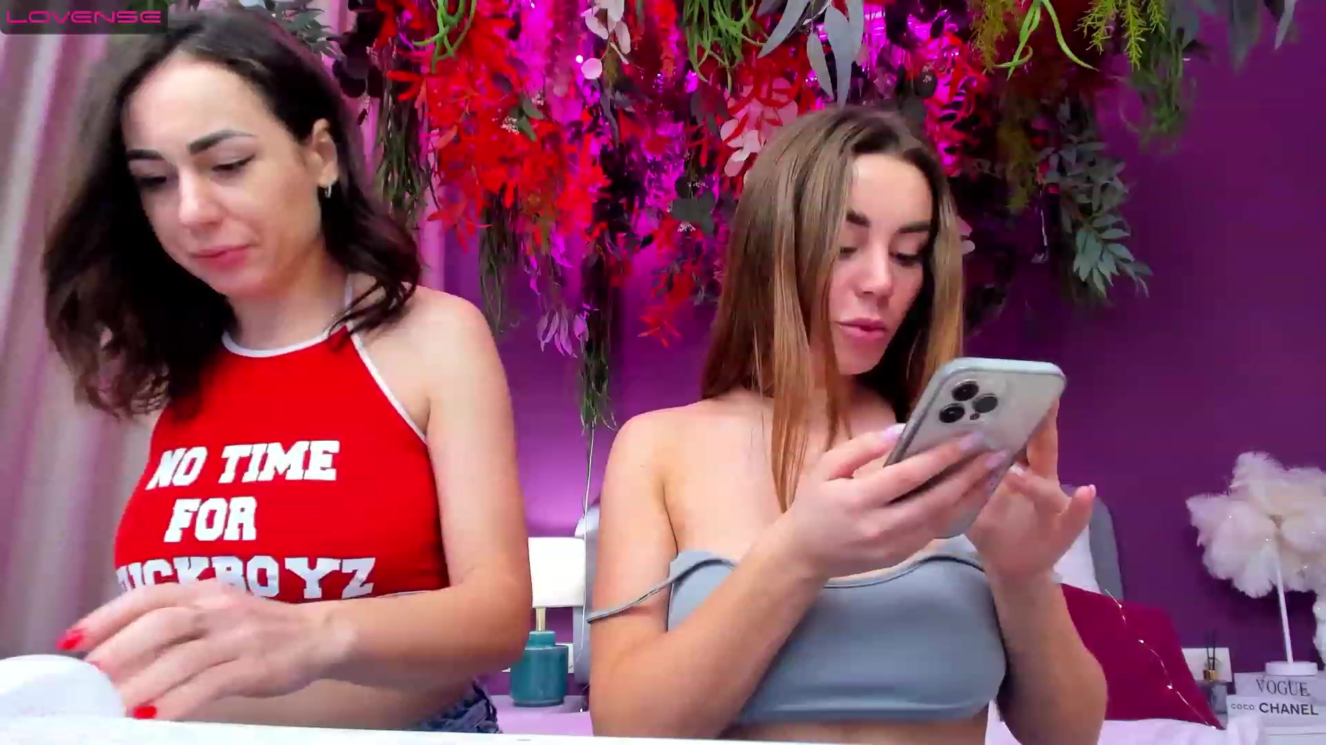 Gallery image thumbnail from AnnCutie's myfreecams stream on, 02/17/2023, 10:36 image 5 of 20