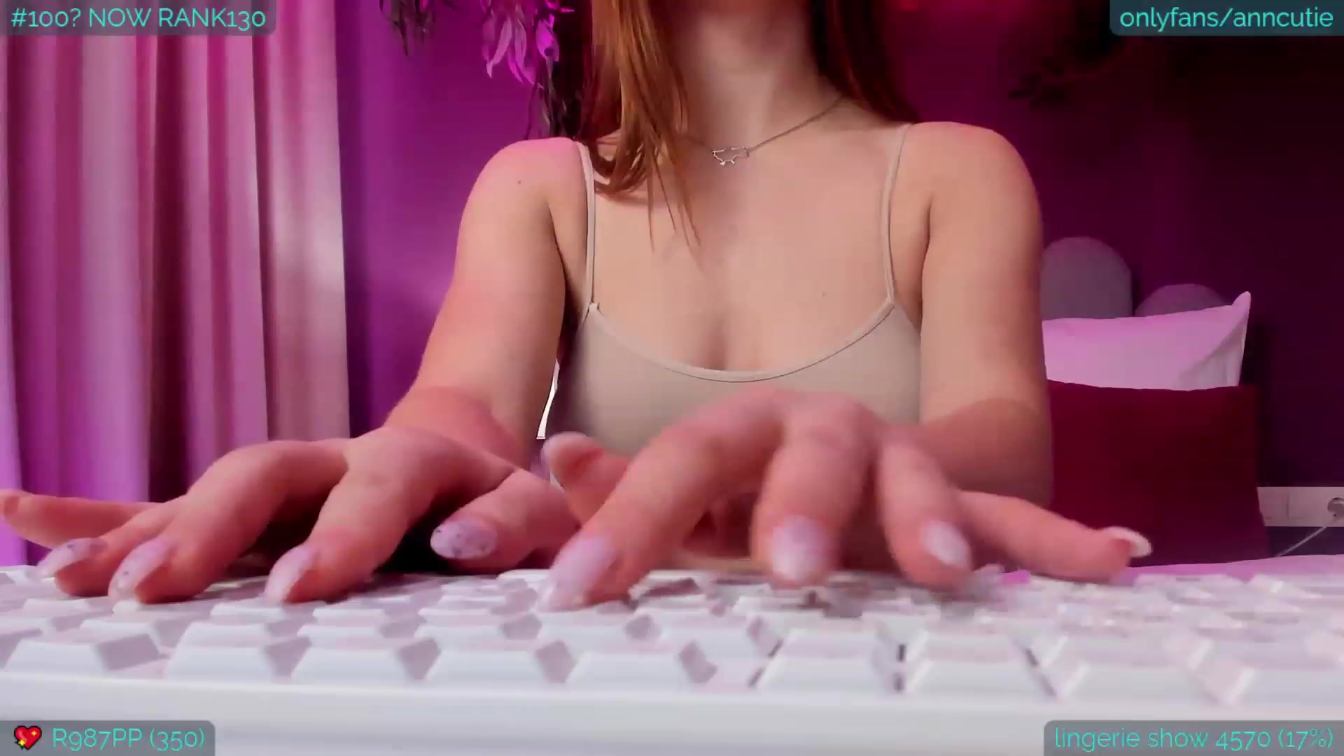 Gallery image thumbnail from AnnCutie's myfreecams stream on, 02/25/2023, 10:14 image 16 of 20