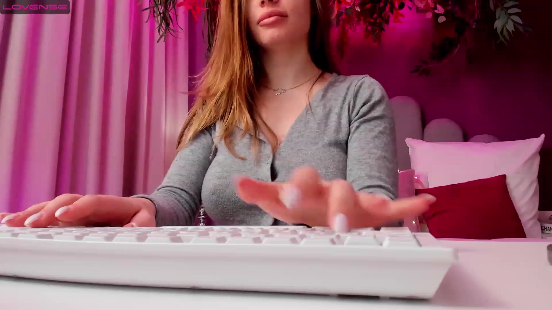 Gallery image thumbnail from AnnCutie's myfreecams stream on, 03/16/2023, 13:50 image 11 of 20