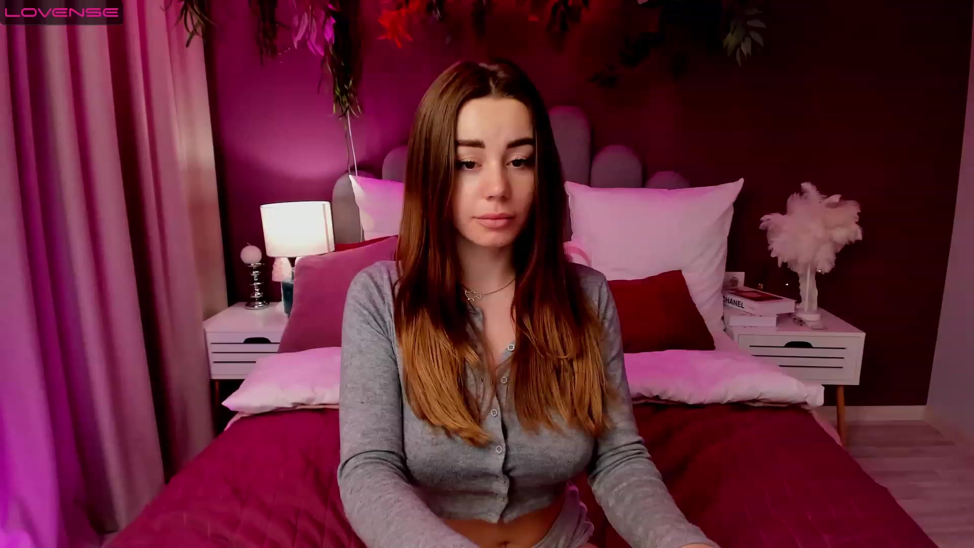 Gallery image thumbnail from AnnCutie's myfreecams stream on, 03/16/2023, 20:08 image 6 of 20