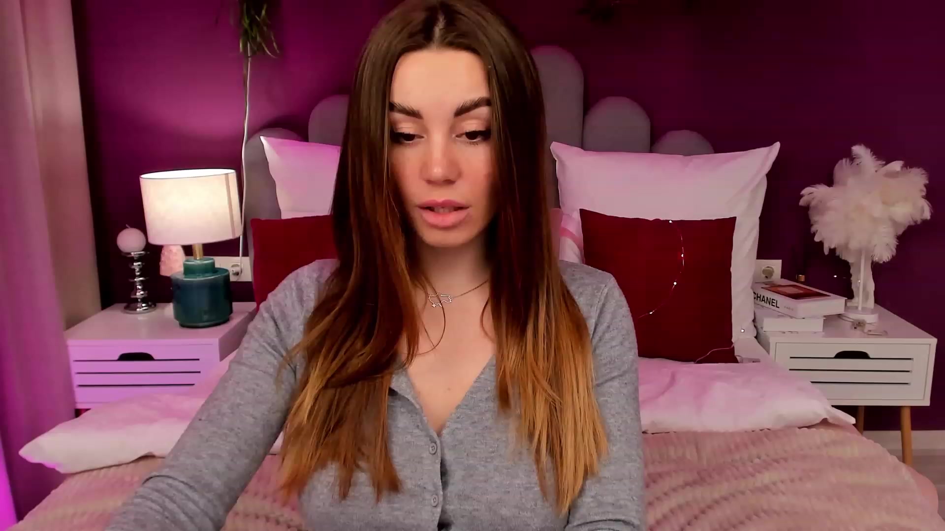 Gallery image thumbnail from AnnCutie's myfreecams stream on, 03/18/2023, 17:05 image 9 of 20