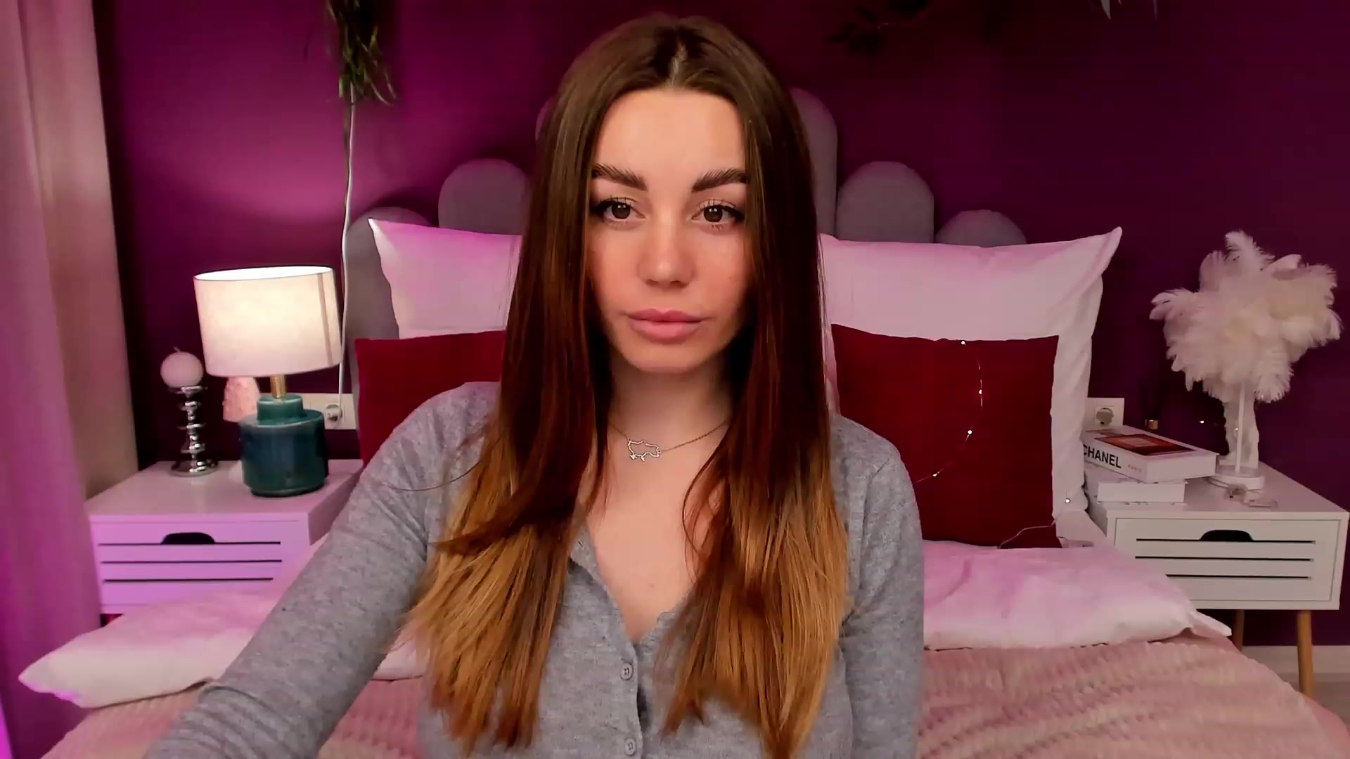 Gallery image thumbnail from AnnCutie's myfreecams stream on, 03/18/2023, 17:05 image 3 of 20
