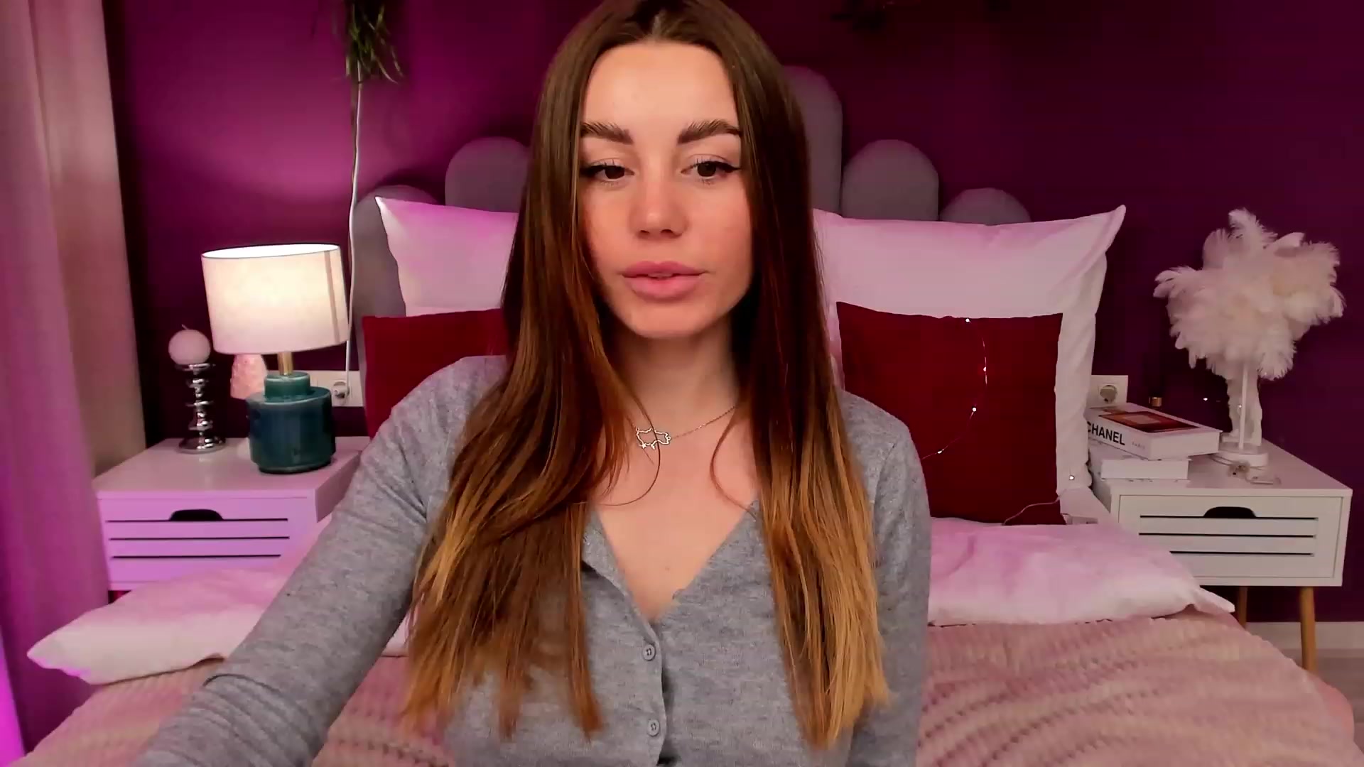 Gallery image thumbnail from AnnCutie's myfreecams stream on, 03/18/2023, 17:05 image 6 of 20