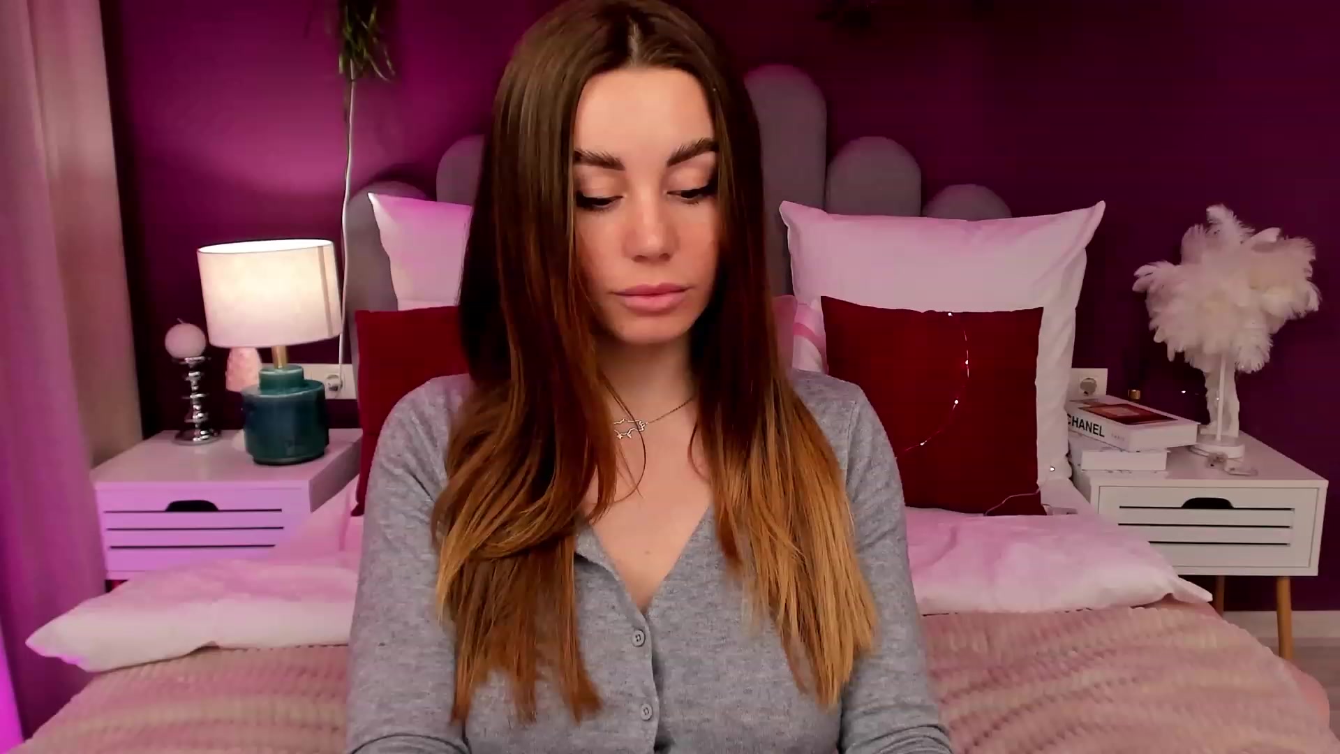 Gallery image thumbnail from AnnCutie's myfreecams stream on, 03/18/2023, 17:05 image 8 of 20