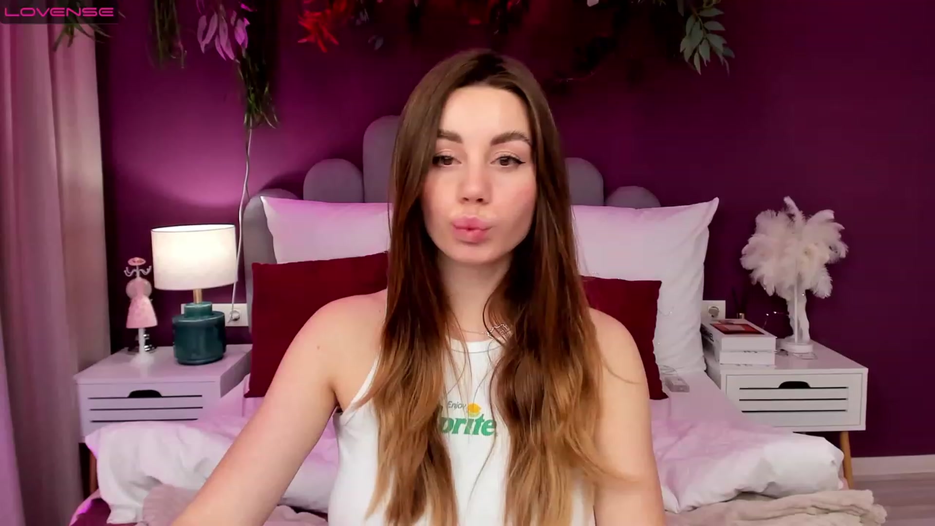 Gallery image thumbnail from AnnCutie's myfreecams stream on, 03/25/2023, 17:14 image 19 of 20