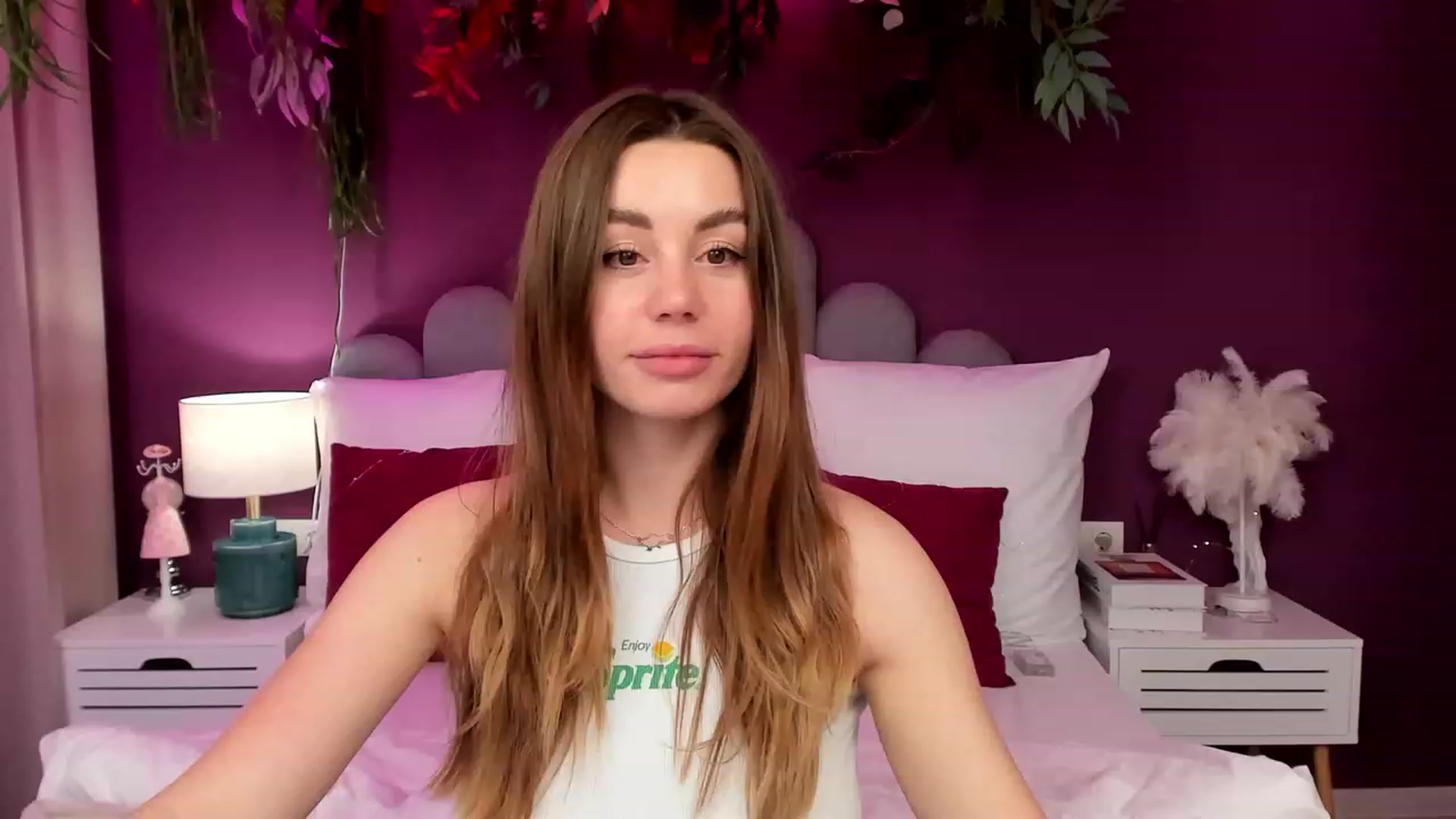 Gallery image thumbnail from AnnCutie's myfreecams stream on, 03/25/2023, 19:59 image 2 of 20