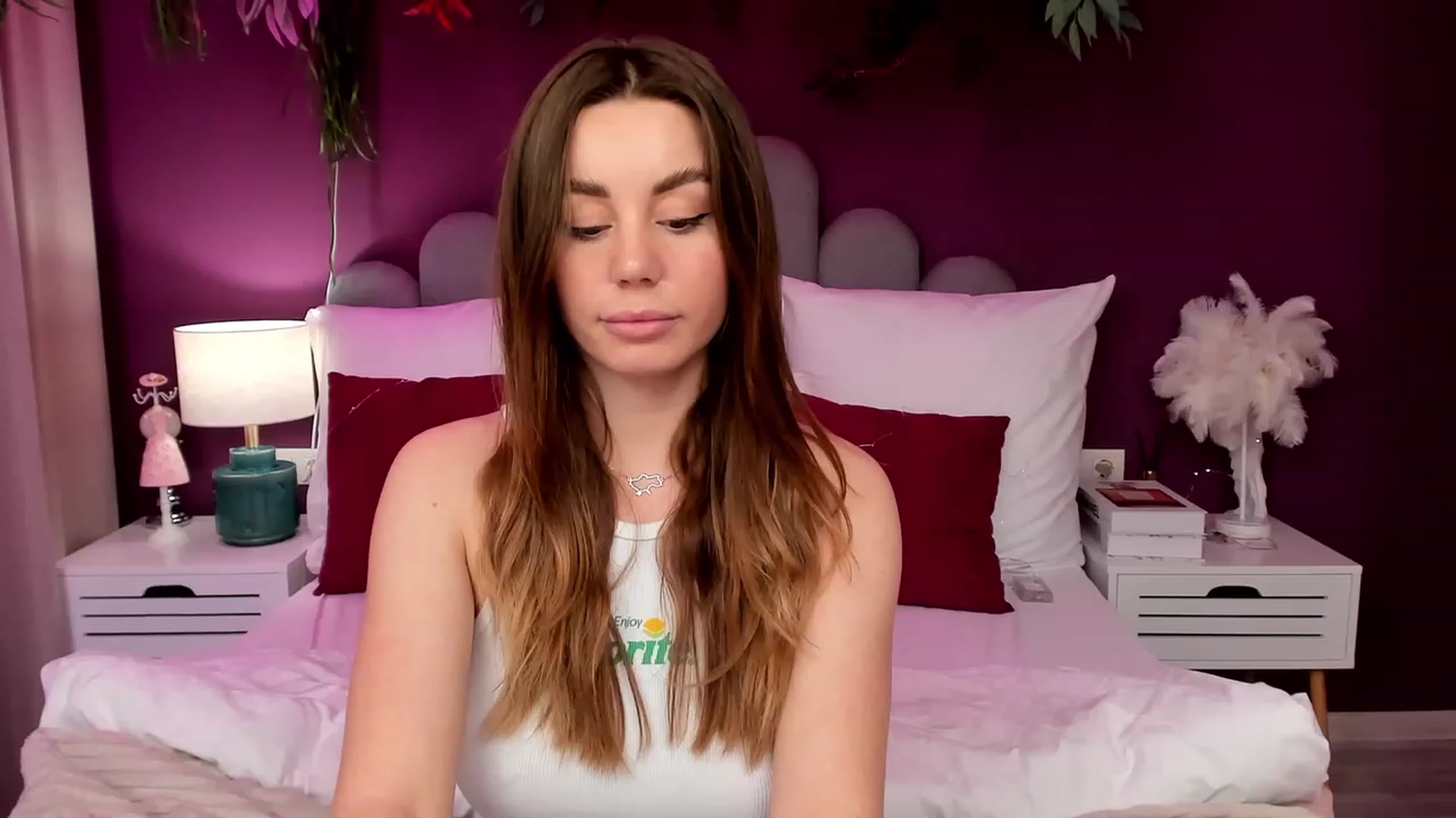 Gallery image thumbnail from AnnCutie's myfreecams stream on, 03/25/2023, 19:59 image 7 of 20