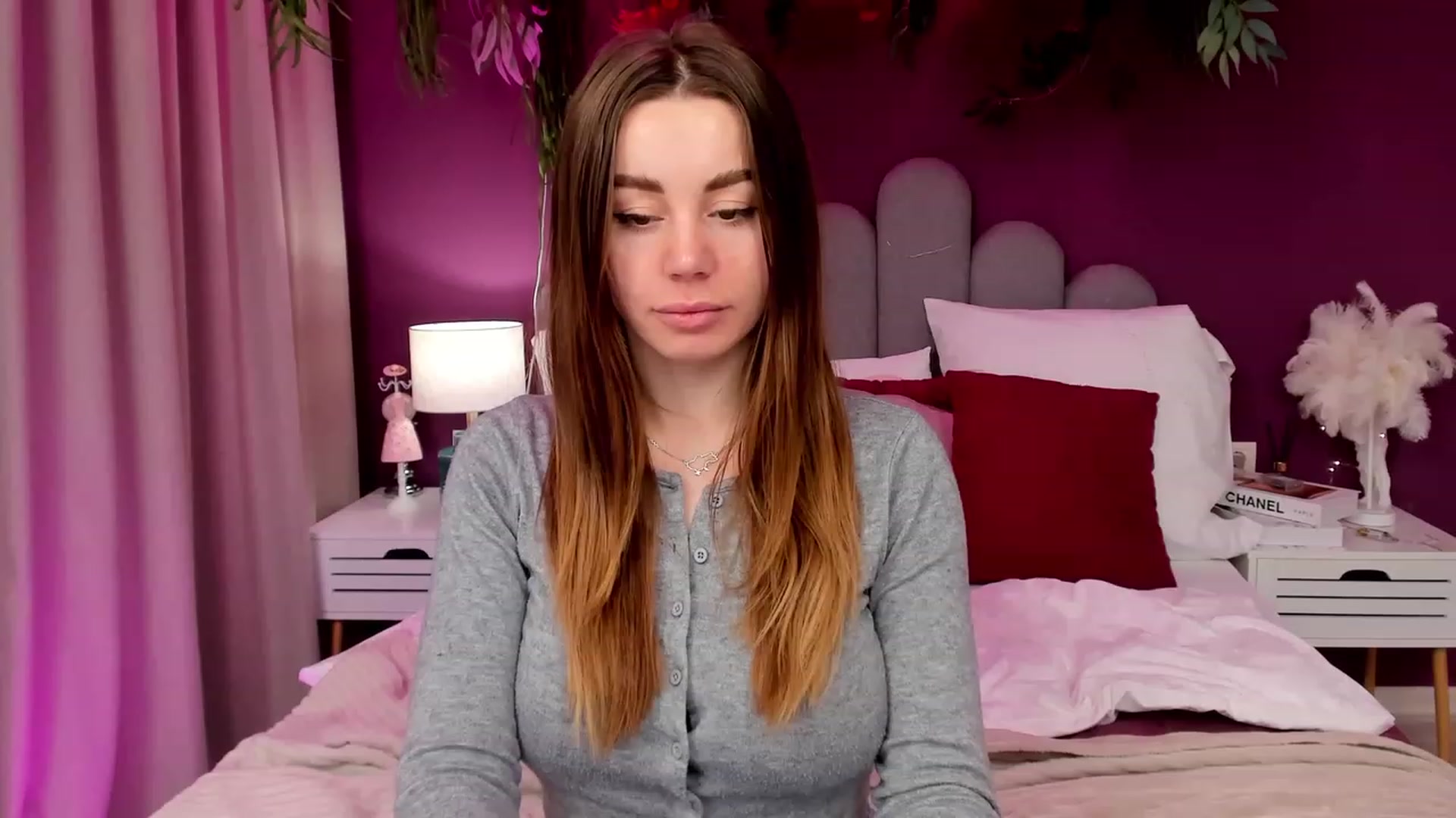Gallery image thumbnail from AnnCutie's myfreecams stream on, 03/29/2023, 18:55 image 6 of 20
