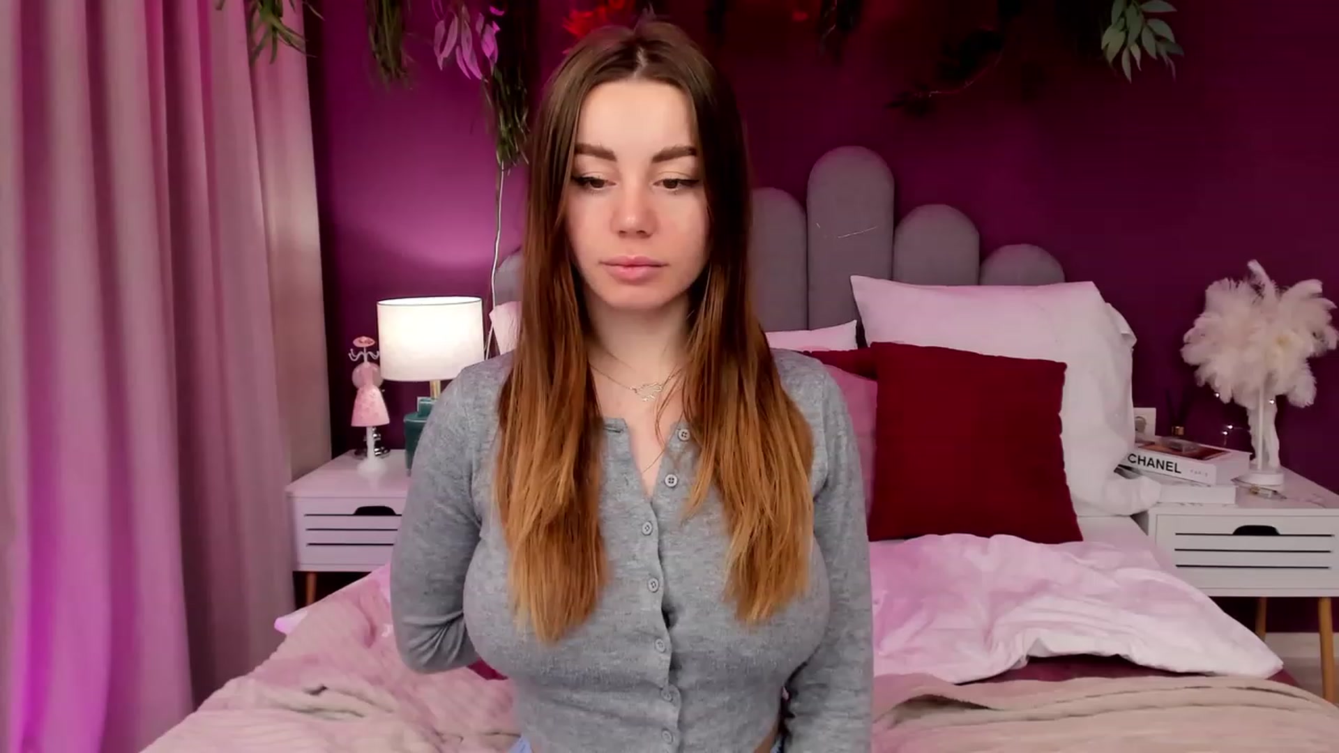 Gallery image thumbnail from AnnCutie's myfreecams stream on, 03/29/2023, 18:55 image 8 of 20