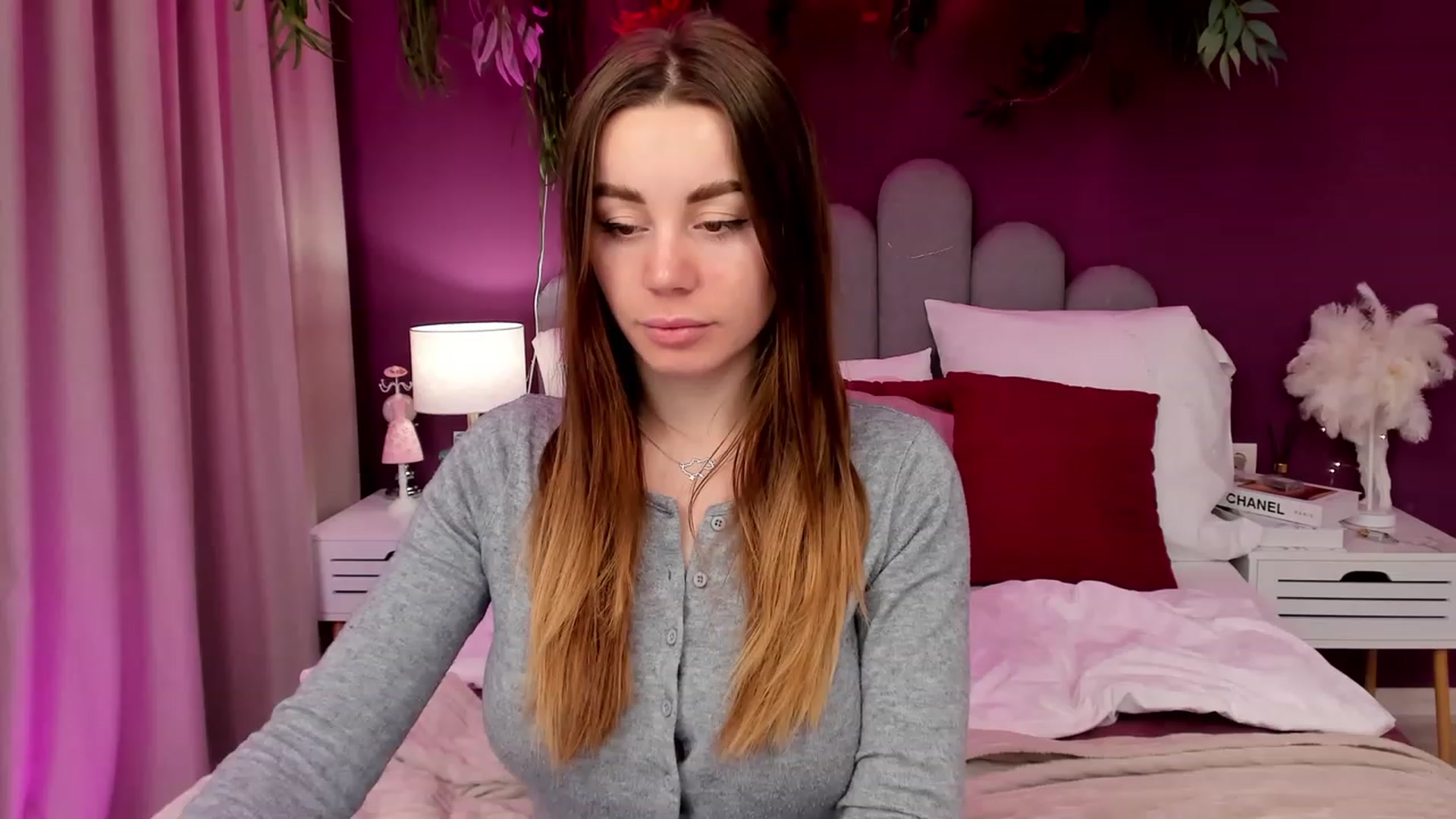 Gallery image thumbnail from AnnCutie's myfreecams stream on, 03/29/2023, 18:55 image 7 of 20