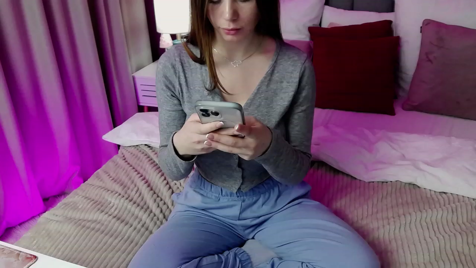 Gallery image thumbnail from AnnCutie's myfreecams stream on, 04/04/2023, 06:24 image 20 of 20