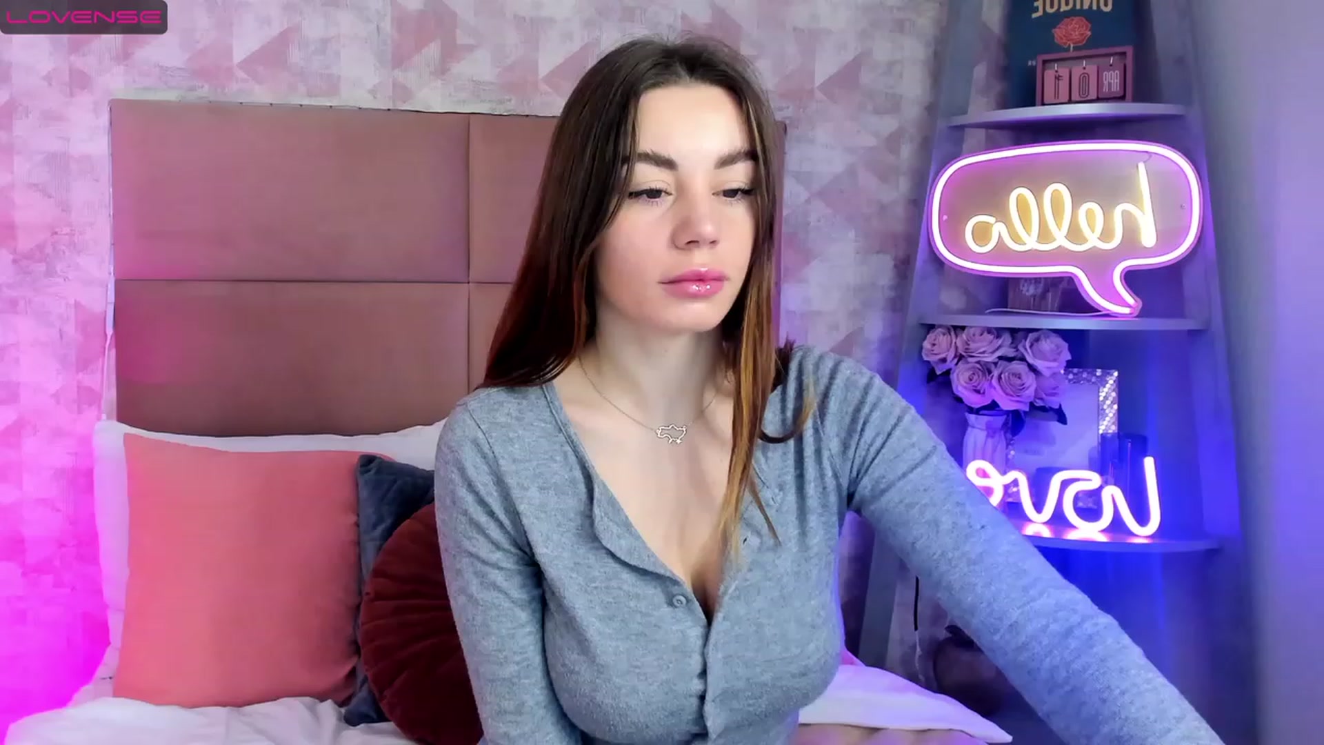 Gallery image thumbnail from AnnCutie's myfreecams stream on, 04/09/2023, 05:57 image 8 of 20