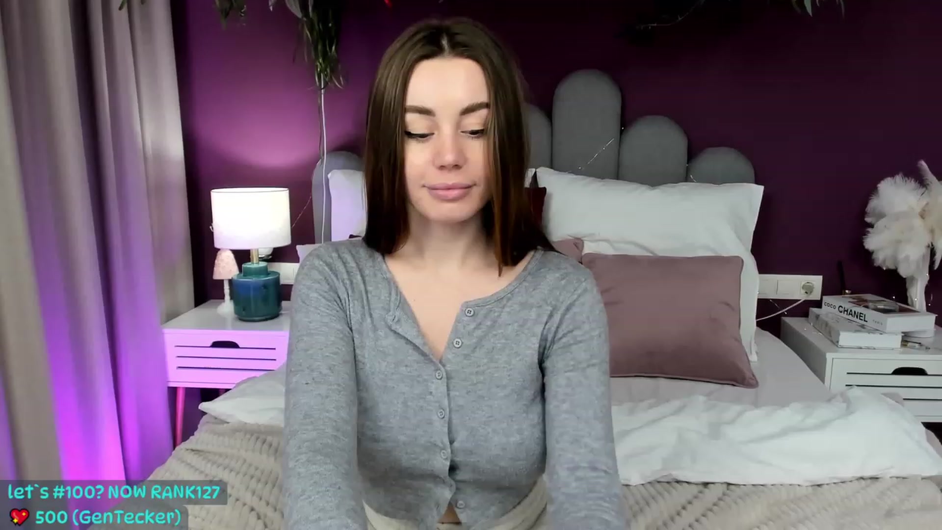 Gallery image thumbnail from AnnCutie's myfreecams stream on, 04/12/2023, 15:39 image 12 of 20