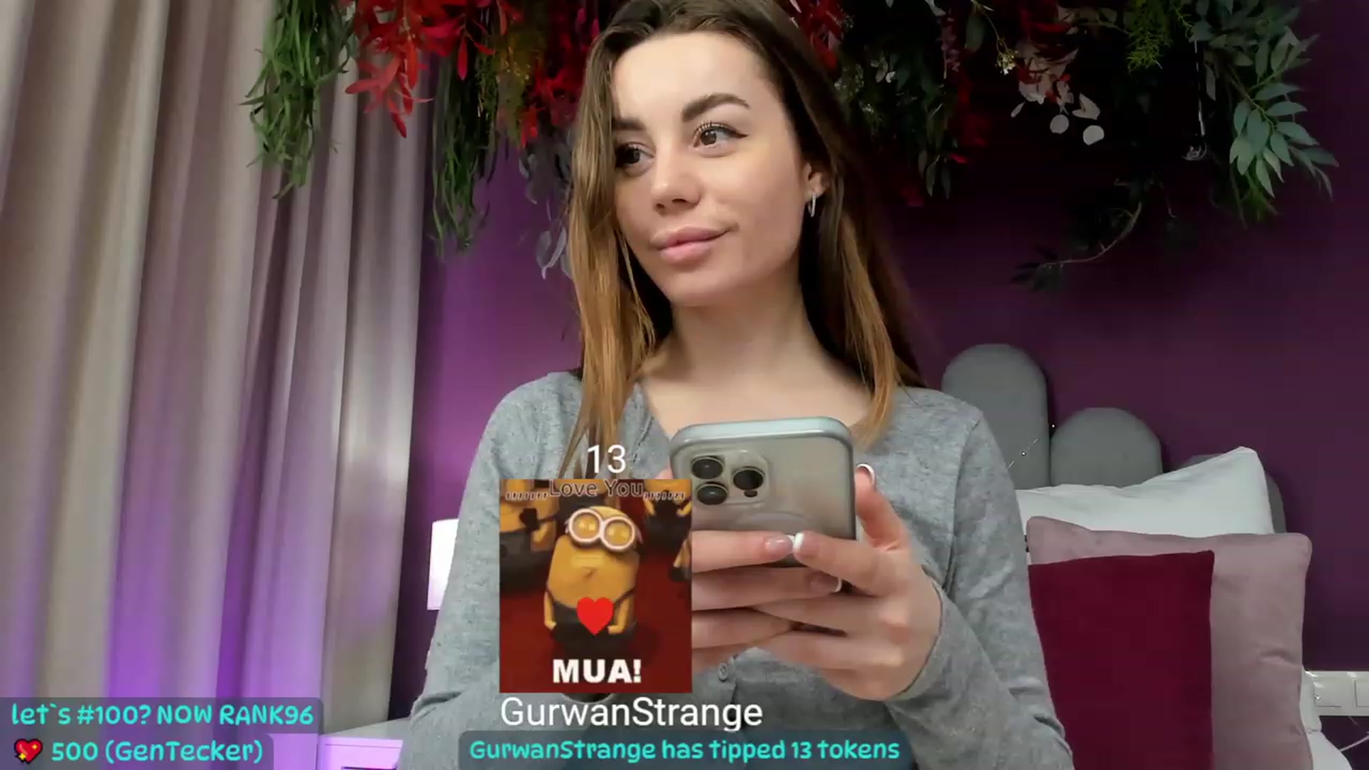 Gallery image thumbnail from AnnCutie's myfreecams stream on, 04/13/2023, 09:14 image 4 of 20