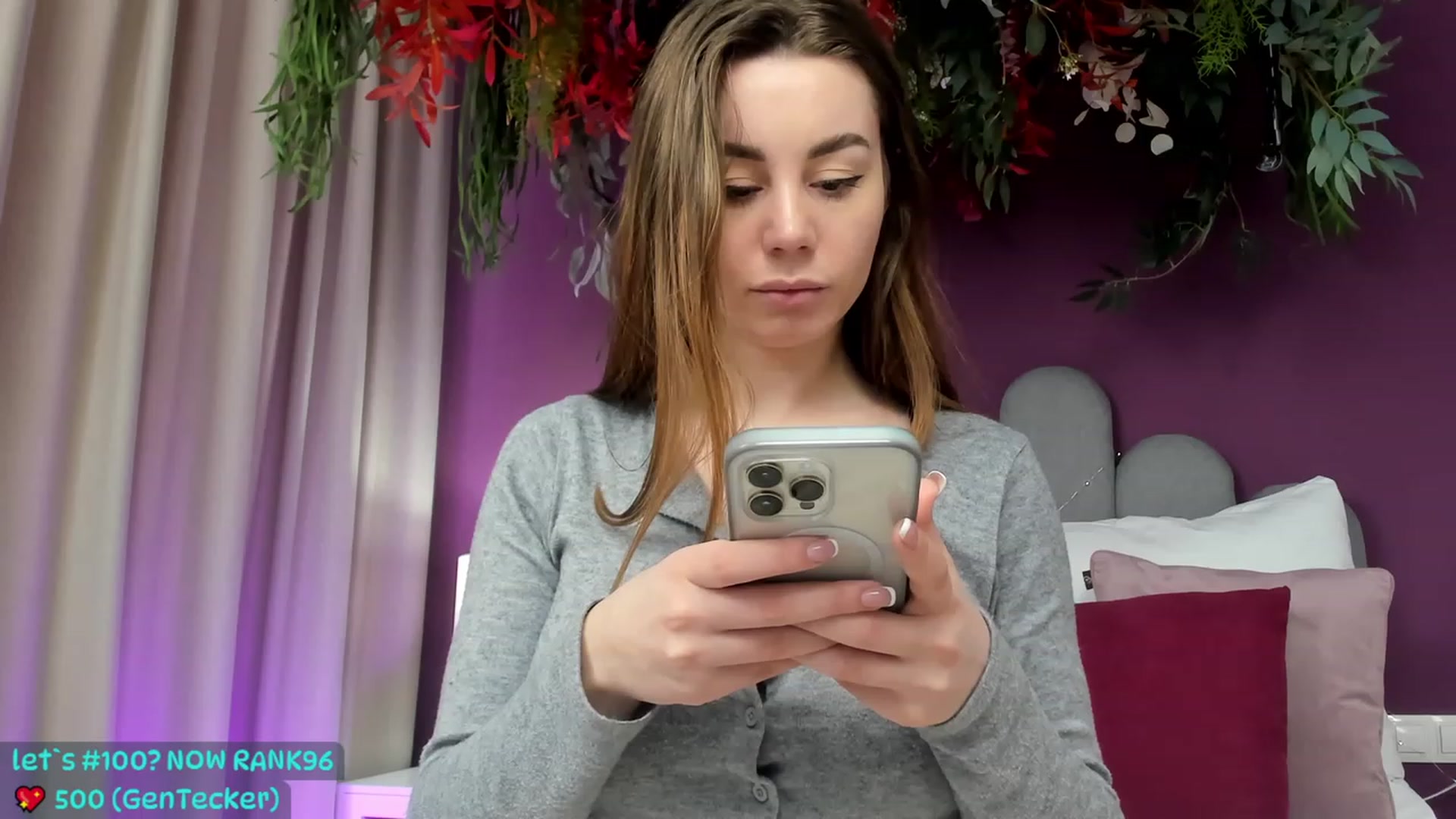 Gallery image thumbnail from AnnCutie's myfreecams stream on, 04/13/2023, 09:14 image 3 of 20