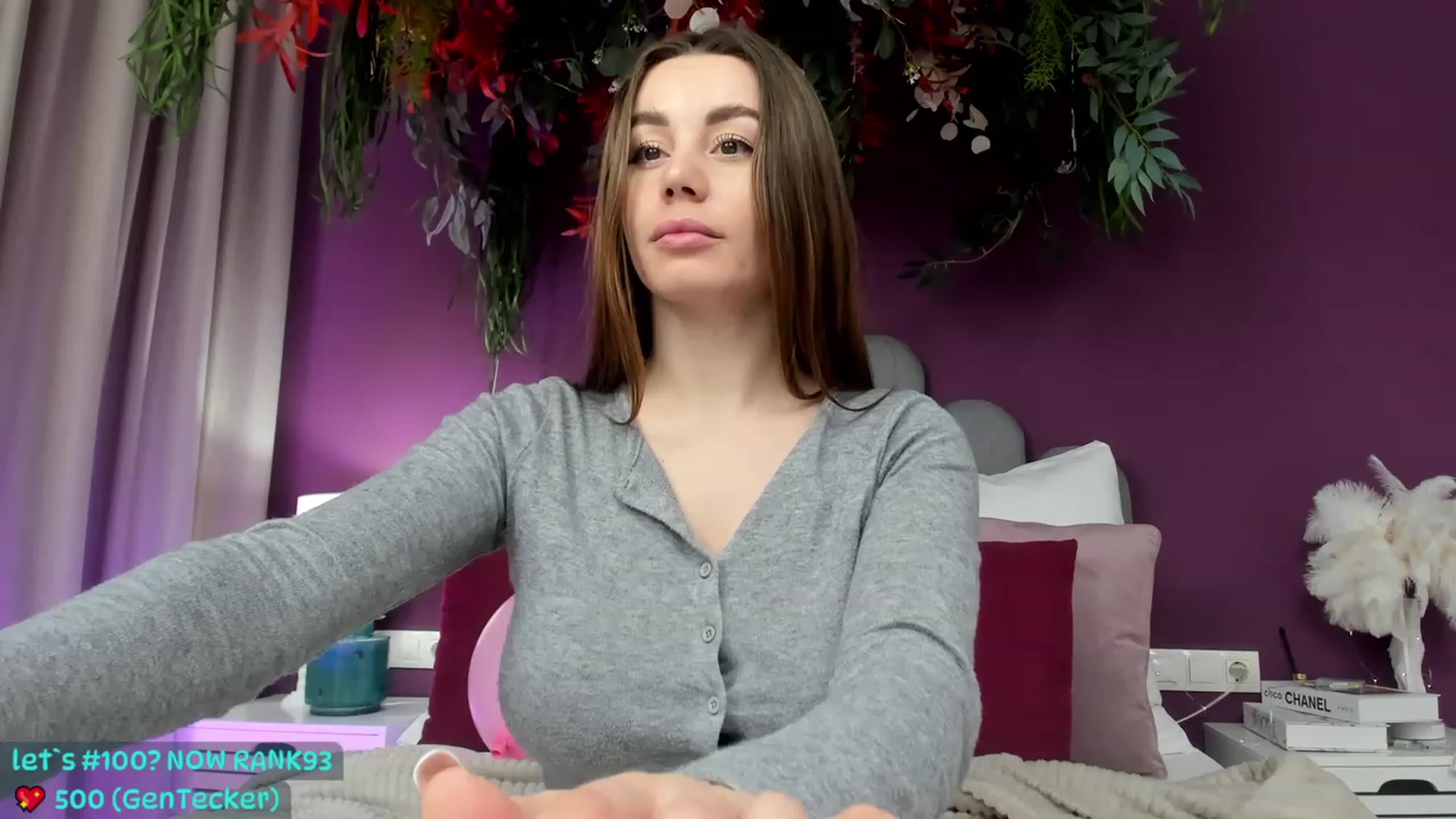 Gallery image thumbnail from AnnCutie's myfreecams stream on, 04/13/2023, 11:57 image 12 of 20