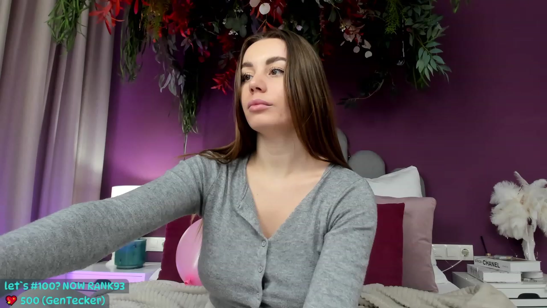 Gallery image thumbnail from AnnCutie's myfreecams stream on, 04/13/2023, 11:57 image 10 of 20