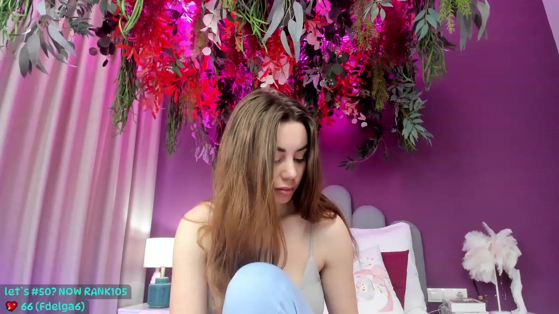Gallery image thumbnail from AnnCutie's myfreecams stream on, 04/17/2023, 07:03 image 4 of 20