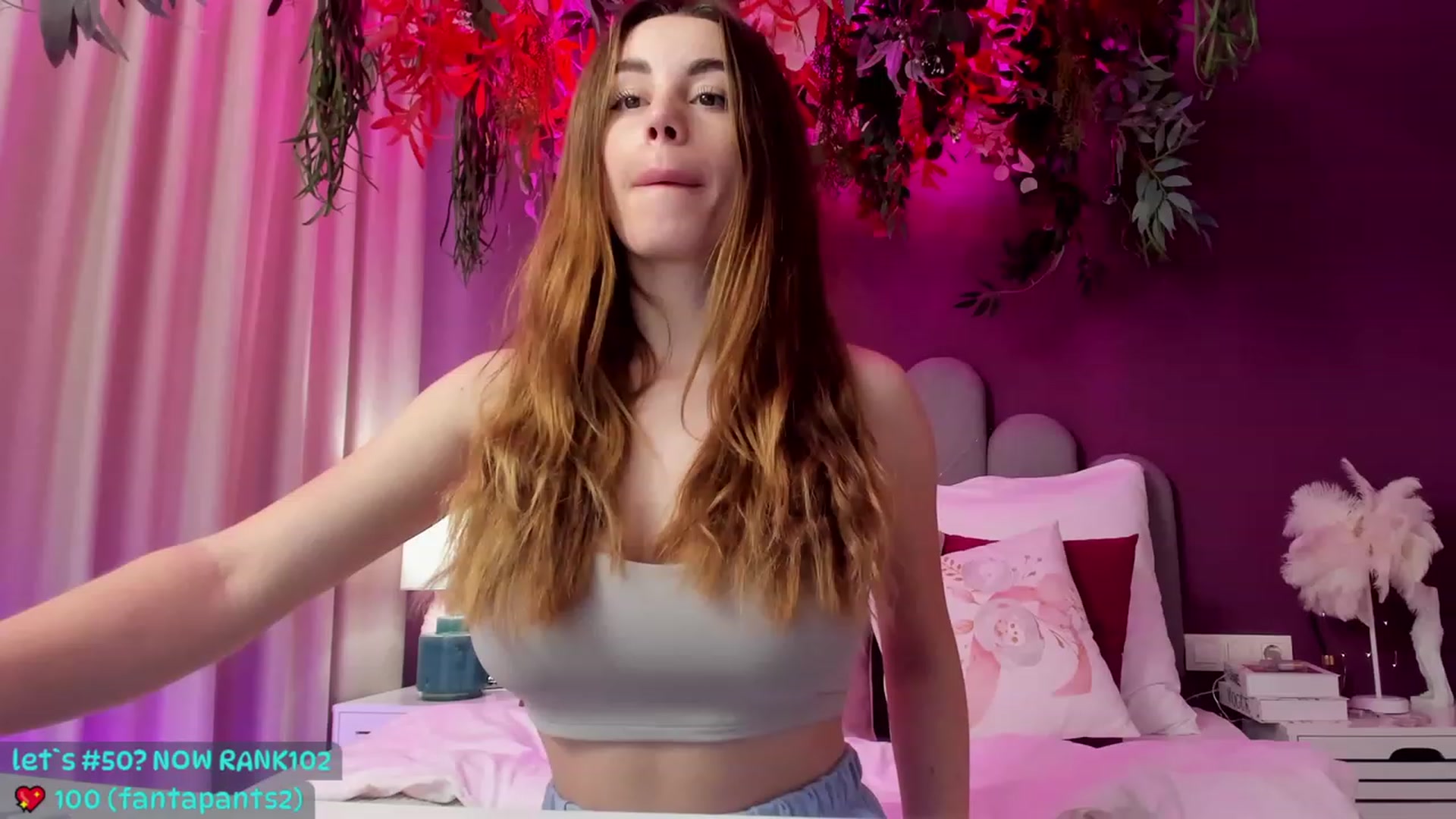 Gallery image thumbnail from AnnCutie's myfreecams stream on, 04/17/2023, 09:24 image 2 of 20