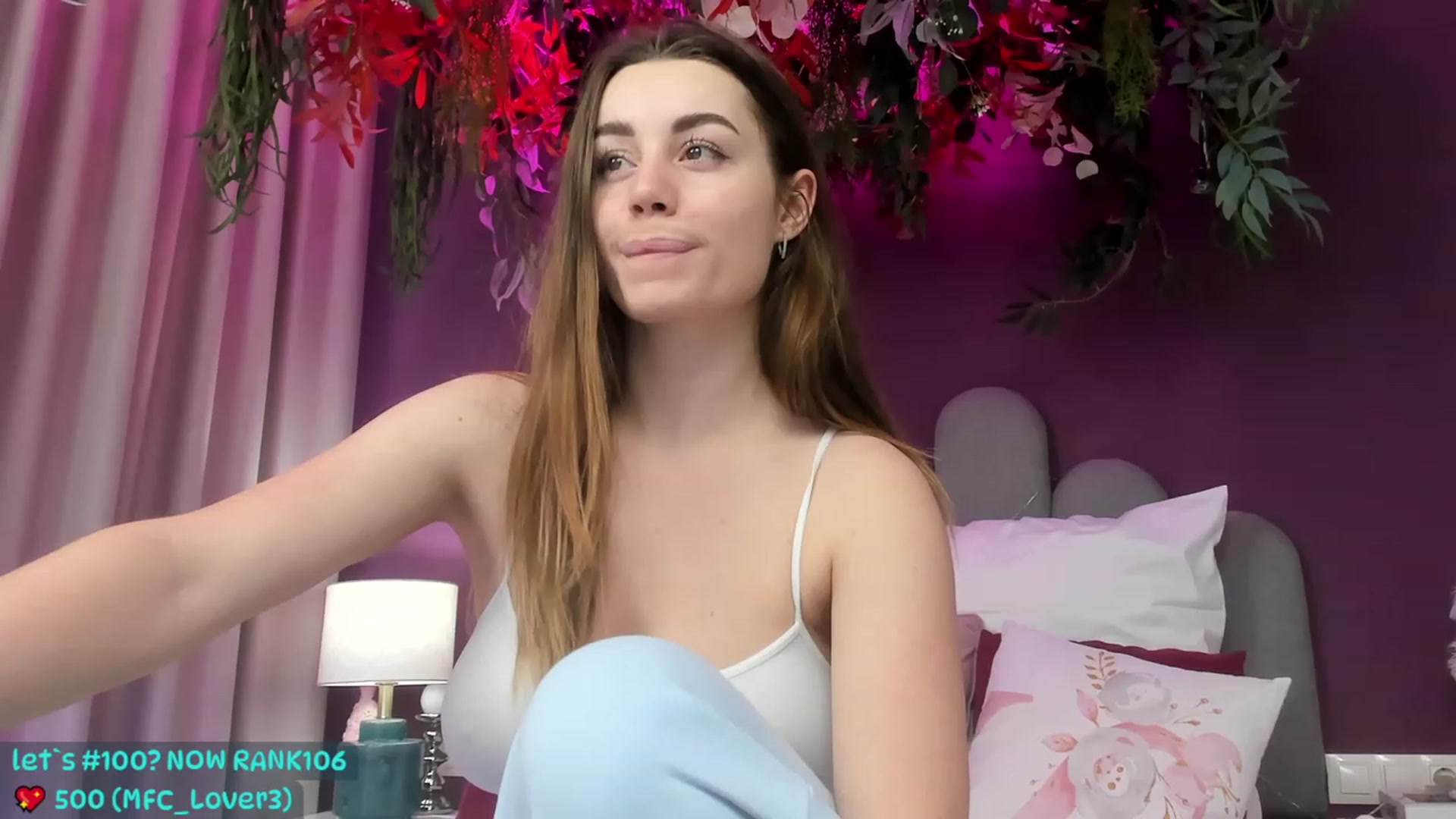 Gallery image thumbnail from AnnCutie's myfreecams stream on, 04/18/2023, 13:17 image 11 of 20