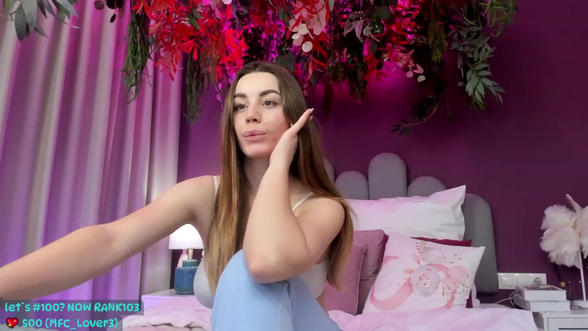 Gallery image thumbnail from AnnCutie's myfreecams stream on, 04/18/2023, 17:54 image 5 of 20