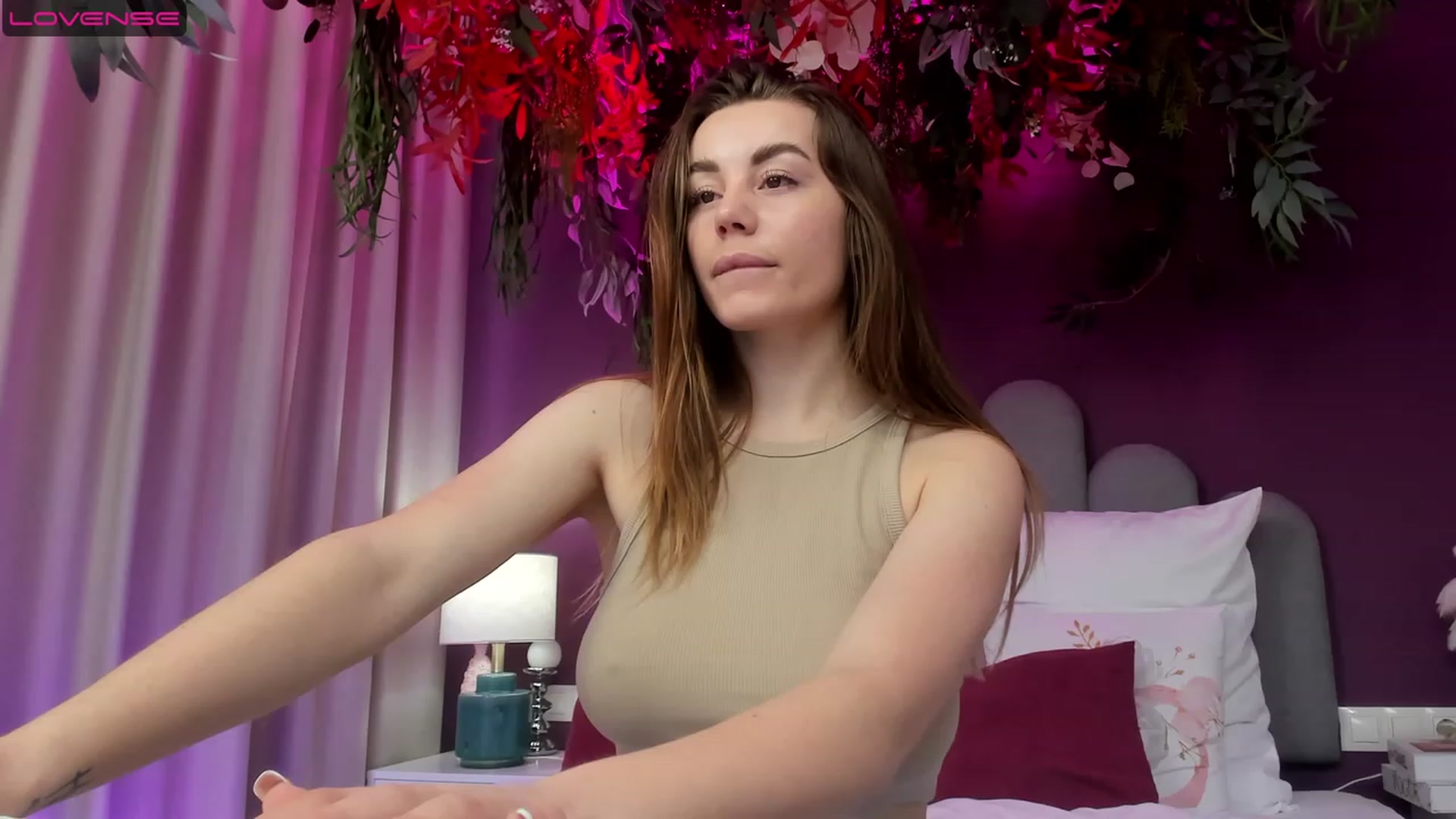 Gallery image thumbnail from AnnCutie's myfreecams stream on, 04/22/2023, 07:44 image 1 of 20