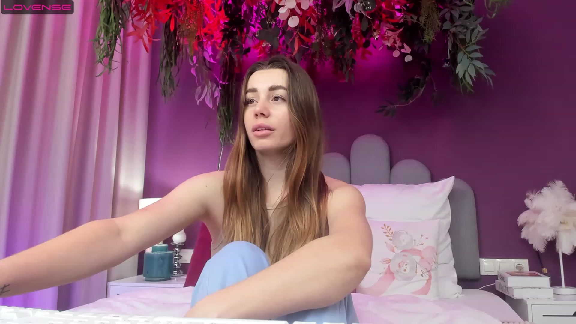 Gallery image thumbnail from AnnCutie's myfreecams stream on, 04/22/2023, 11:24 image 9 of 20
