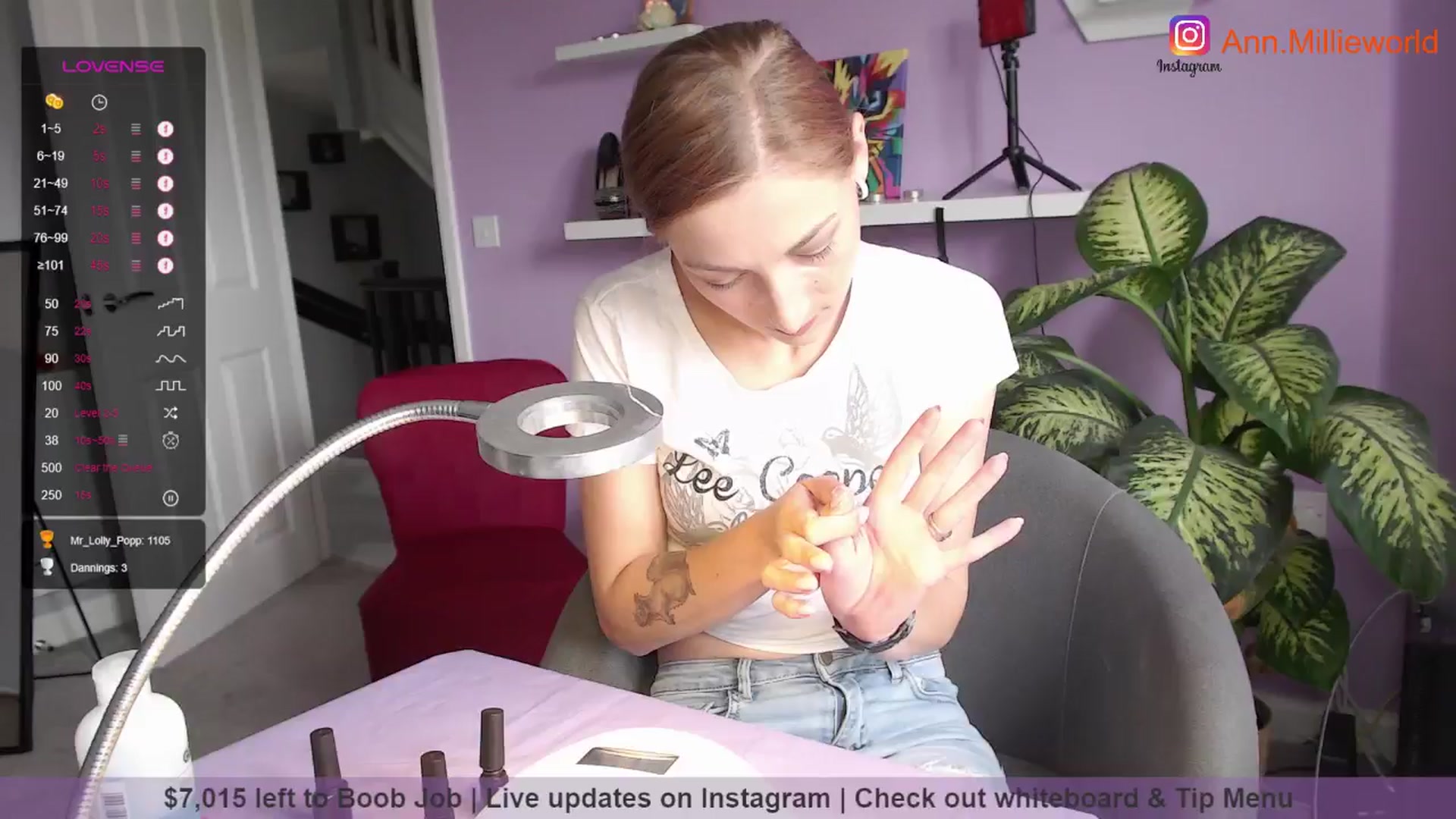 Gallery image thumbnail from AnnMillie's myfreecams stream on, 07/03/2024, 13:33 image 10 of 20