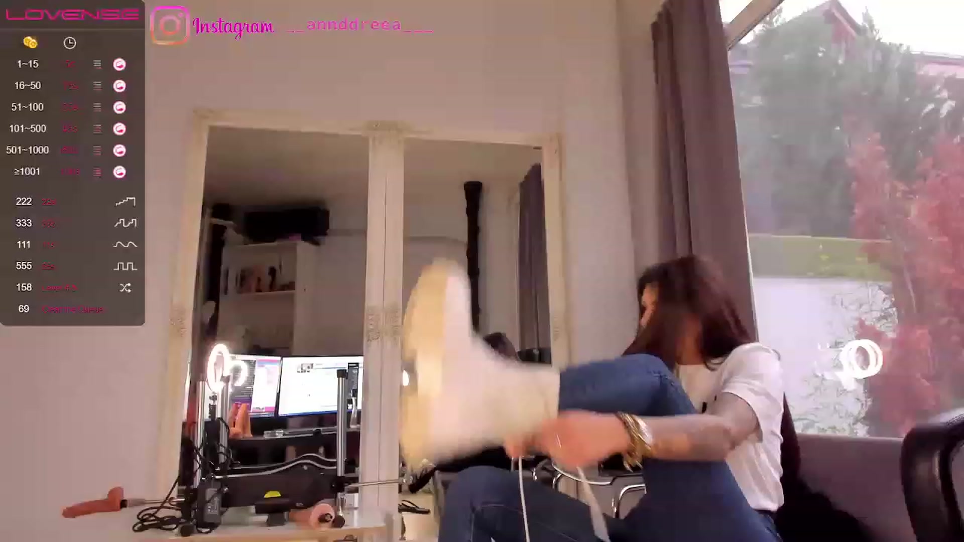 Gallery image thumbnail from AnnSelly's myfreecams stream on, 12/07/2022, 13:58 image 20 of 20