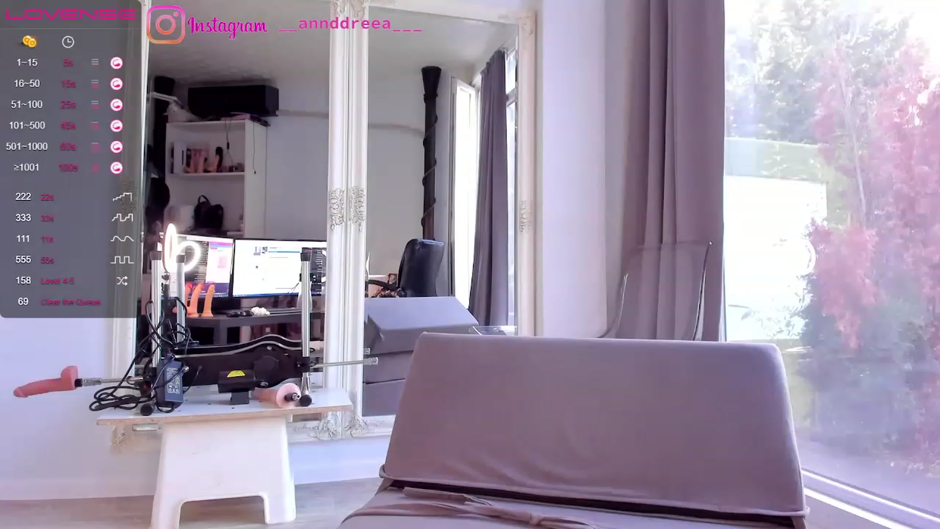 Gallery image thumbnail from AnnSelly's myfreecams stream on, 12/10/2022, 13:04 image 17 of 20