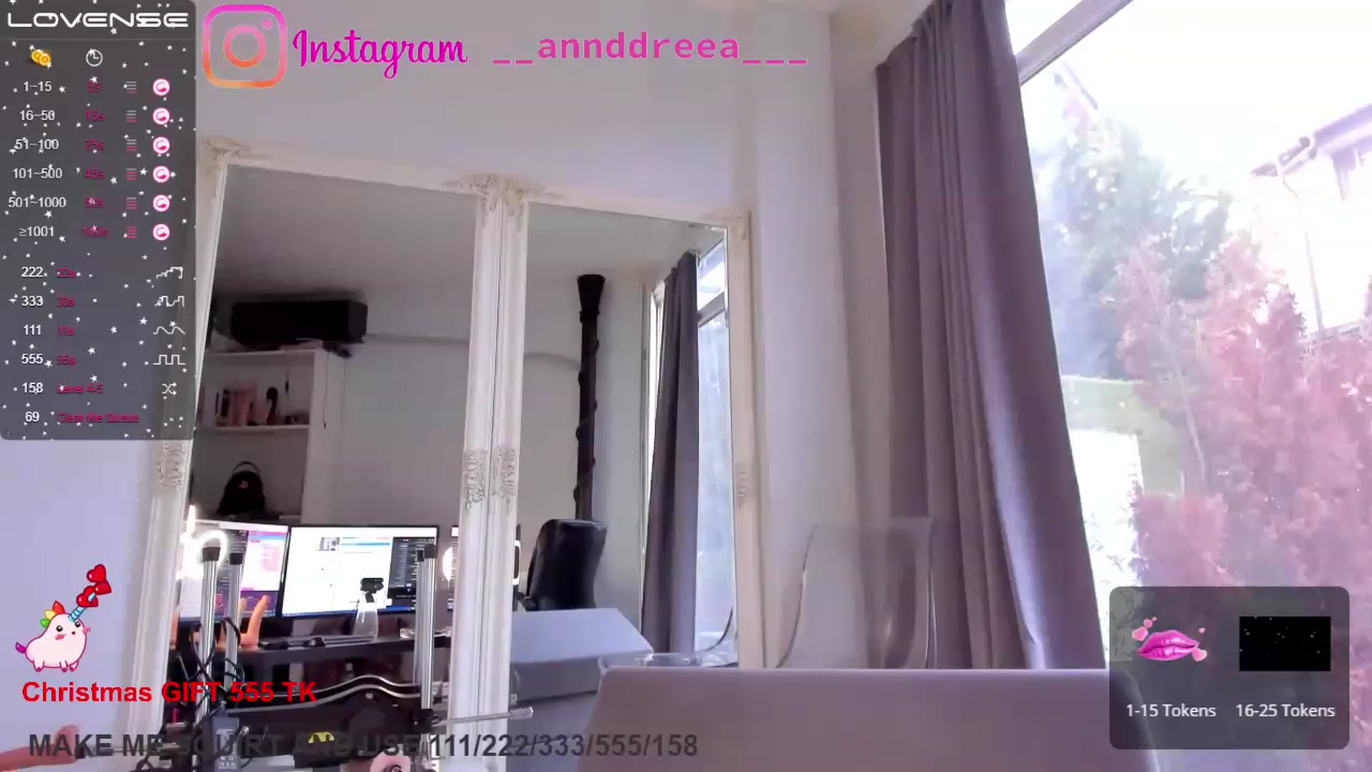 Gallery image thumbnail from AnnSelly's myfreecams stream on, 12/20/2022, 14:17 image 10 of 20