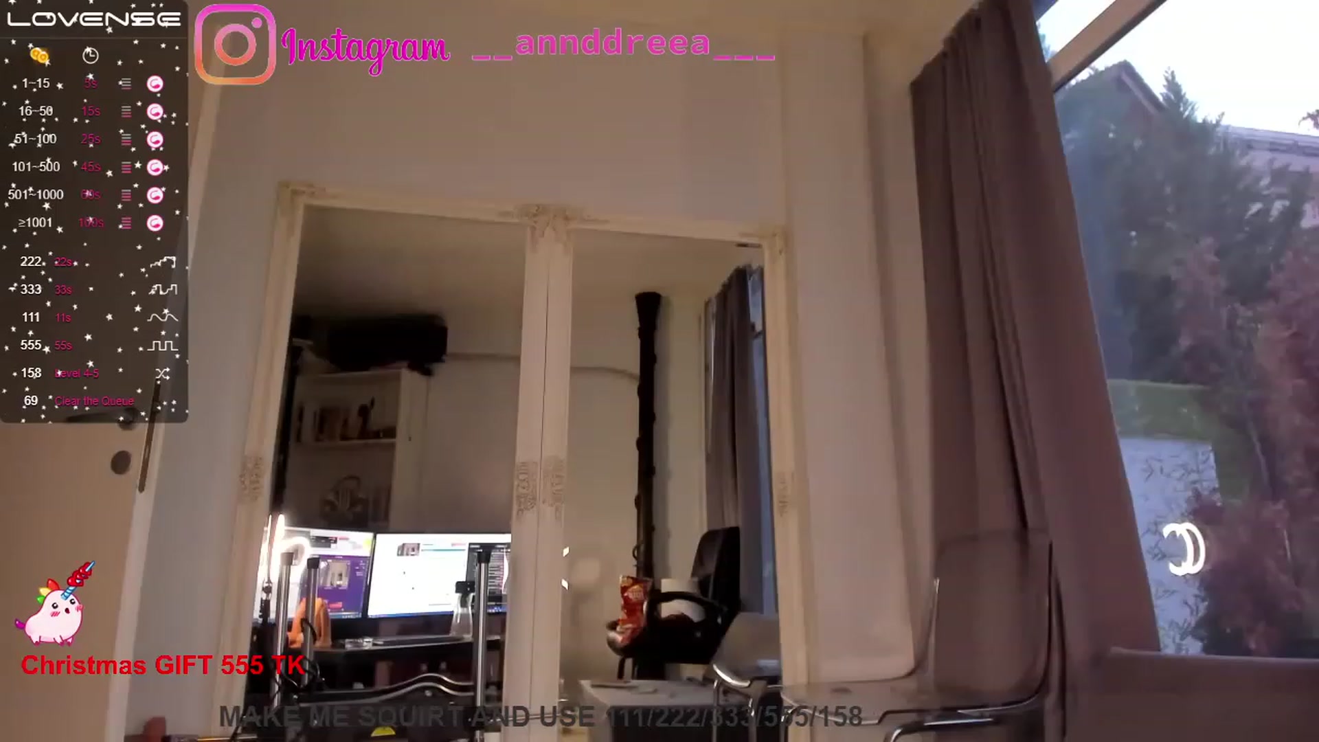Gallery image thumbnail from AnnSelly's myfreecams stream on, 12/23/2022, 14:31 image 15 of 20