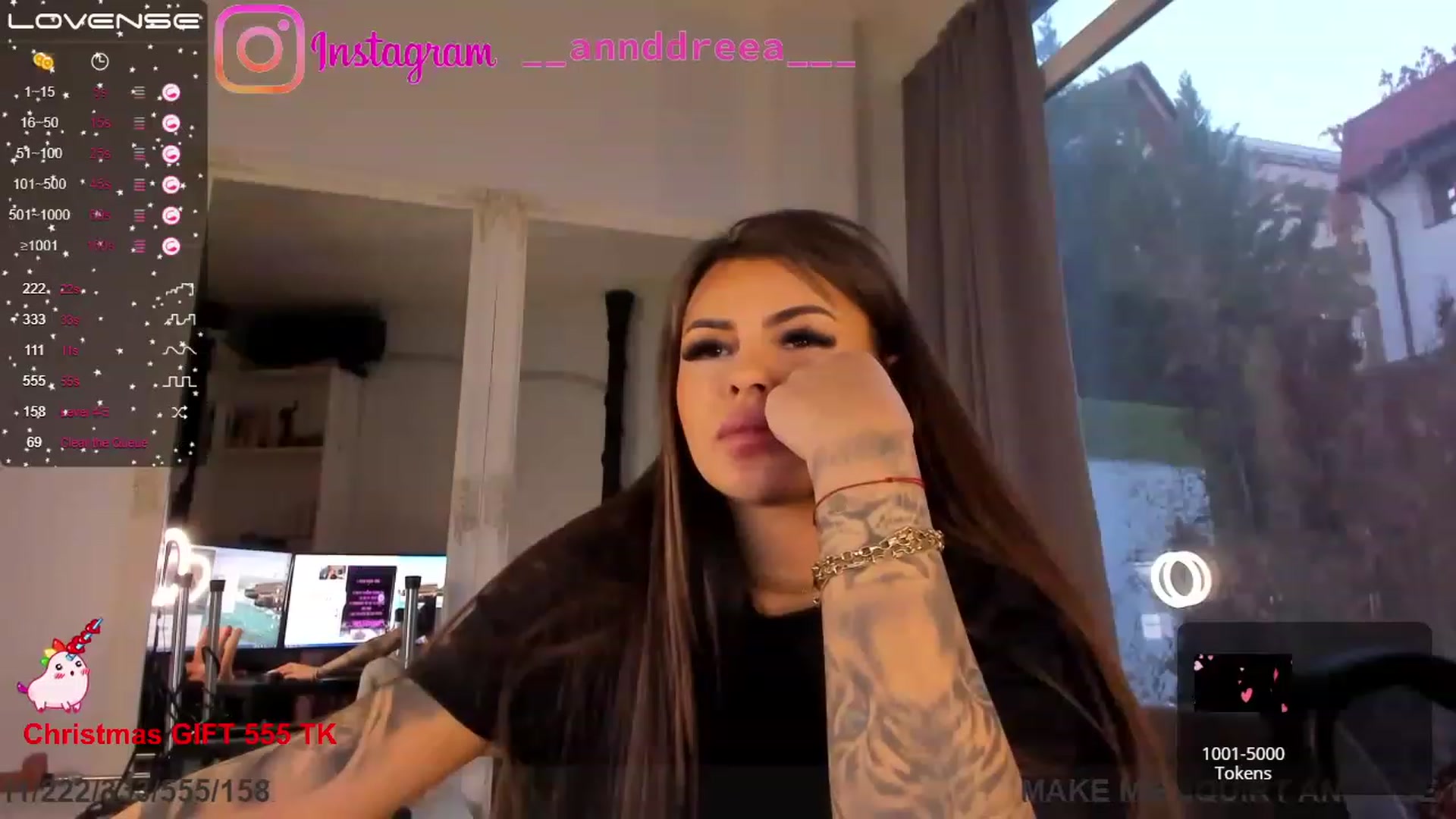 Gallery image thumbnail from AnnSelly's myfreecams stream on, 12/27/2022, 14:44 image 6 of 20