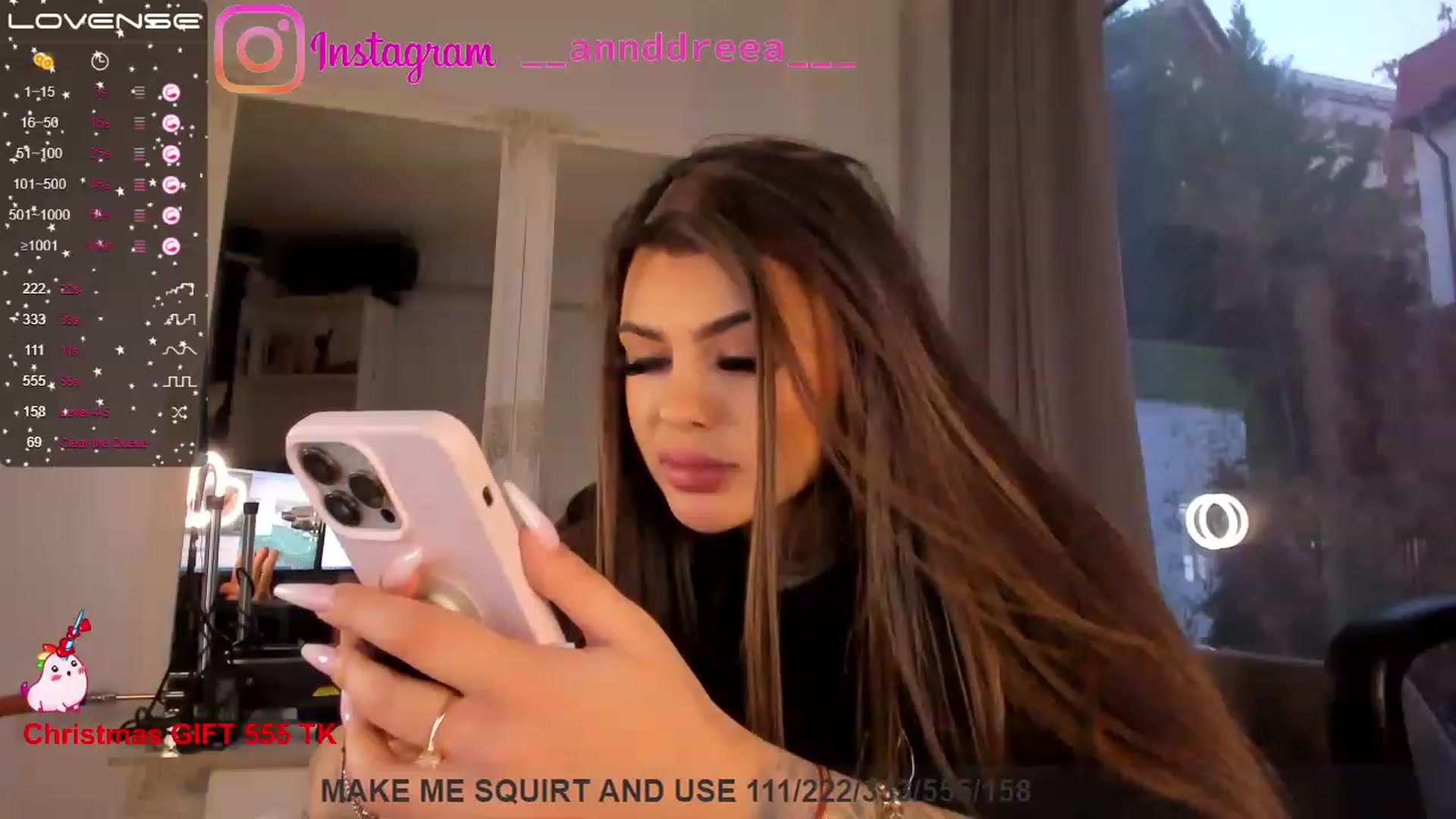 Gallery image thumbnail from AnnSelly's myfreecams stream on, 12/27/2022, 14:44 image 13 of 20