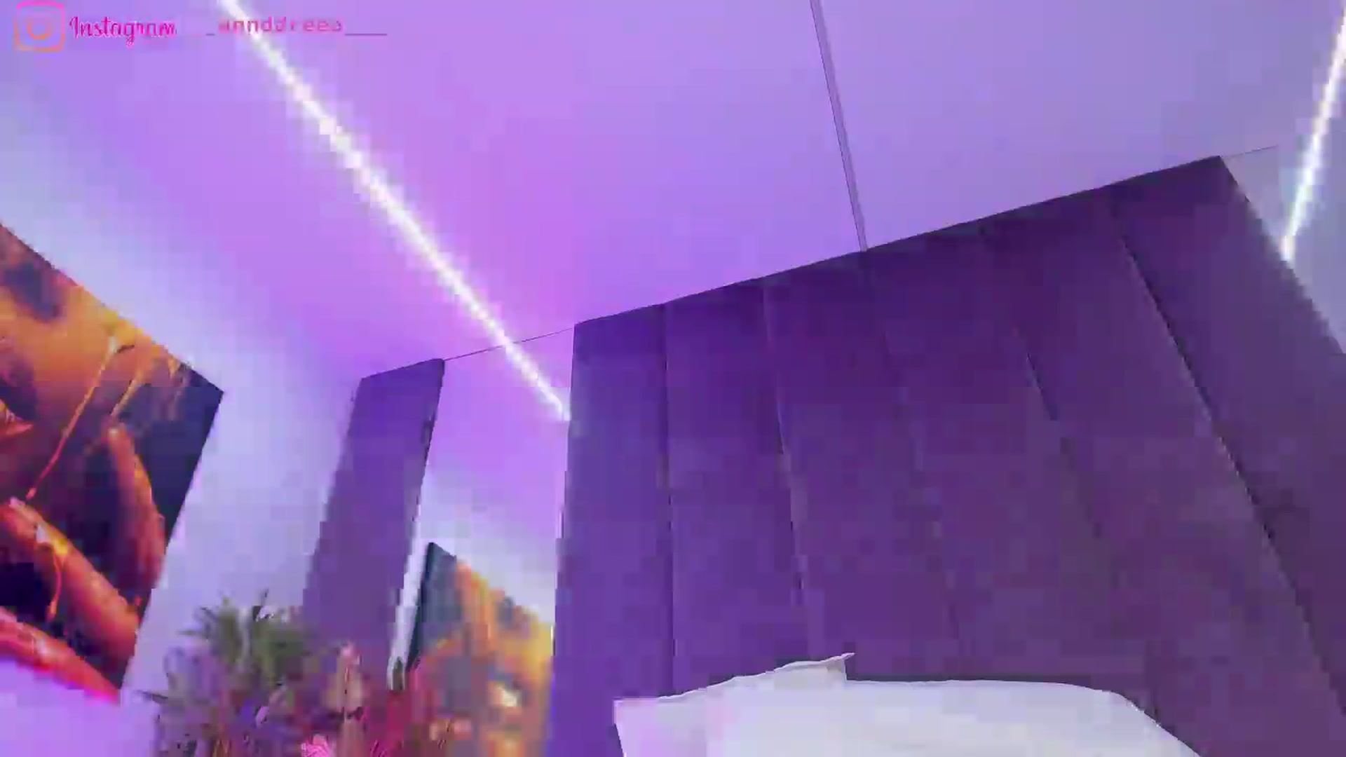 Gallery image thumbnail from AnnSelly's myfreecams stream on, 03/29/2025, 15:42 image 6 of 20