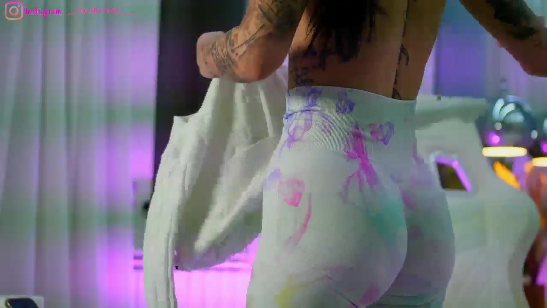 Gallery image thumbnail from AnnSelly's myfreecams stream on, 02/23/2026, 17:37 image 19 of 20