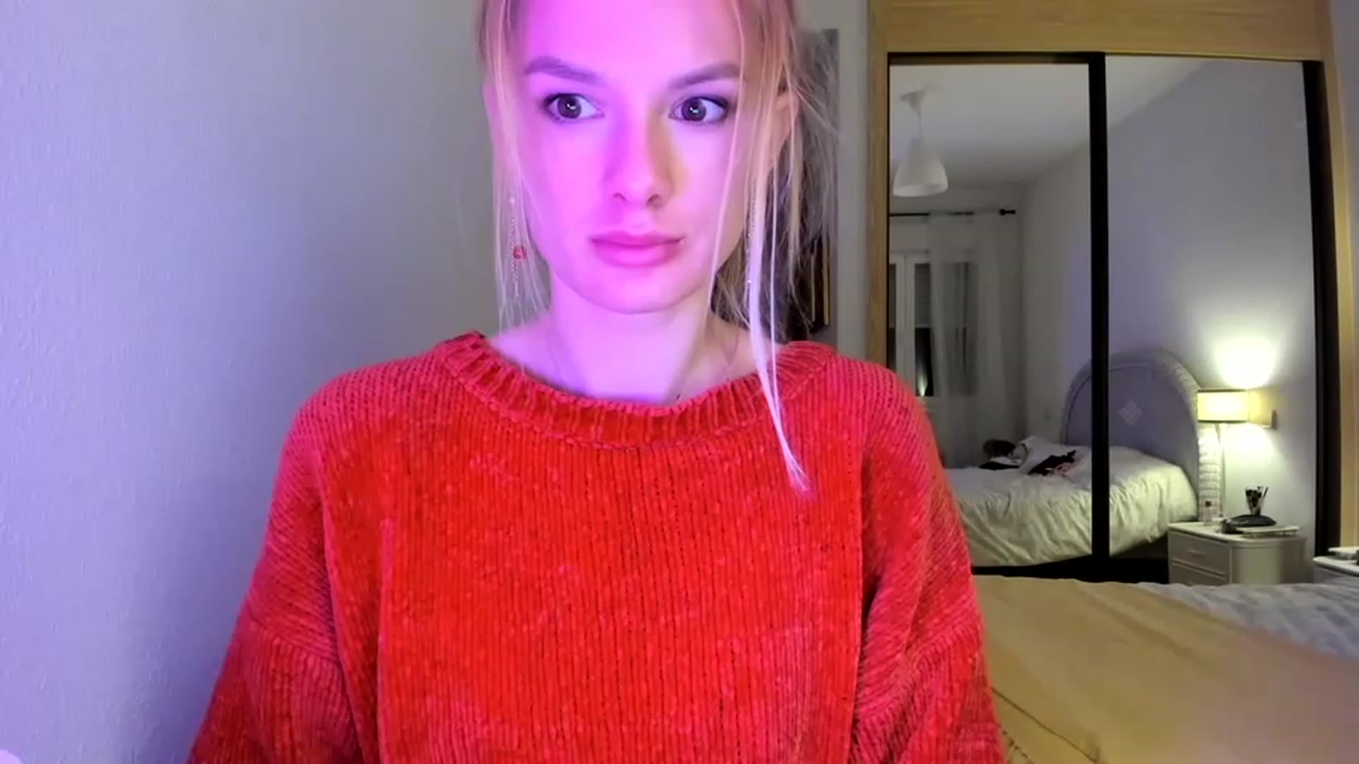 Gallery image thumbnail from AnnSweetAngel's myfreecams stream on, 11/26/2022, 01:59 image 8 of 20