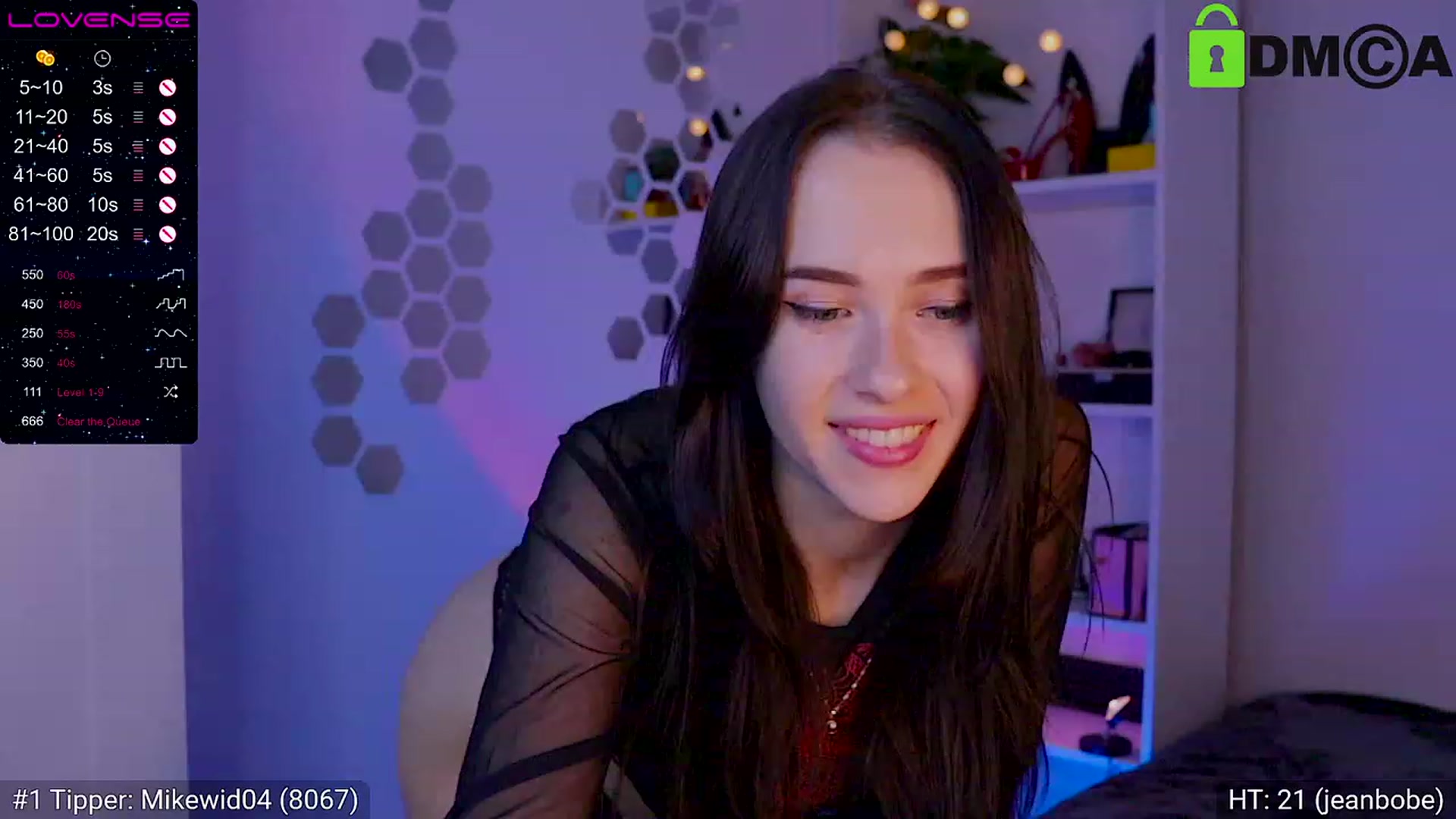 Gallery image thumbnail from AnnWettie's myfreecams stream on, 11/16/2022, 21:39 image 18 of 20