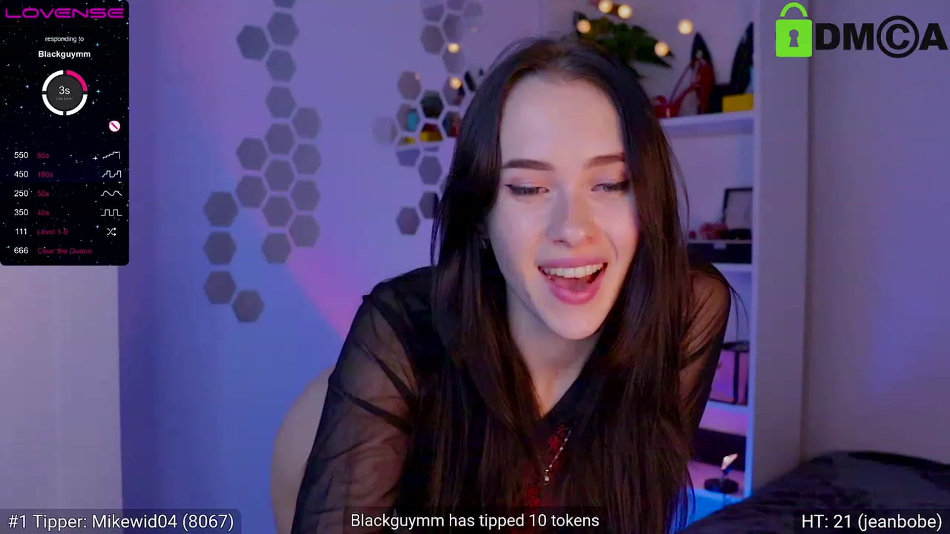 Gallery image thumbnail from AnnWettie's myfreecams stream on, 11/16/2022, 21:39 image 17 of 20