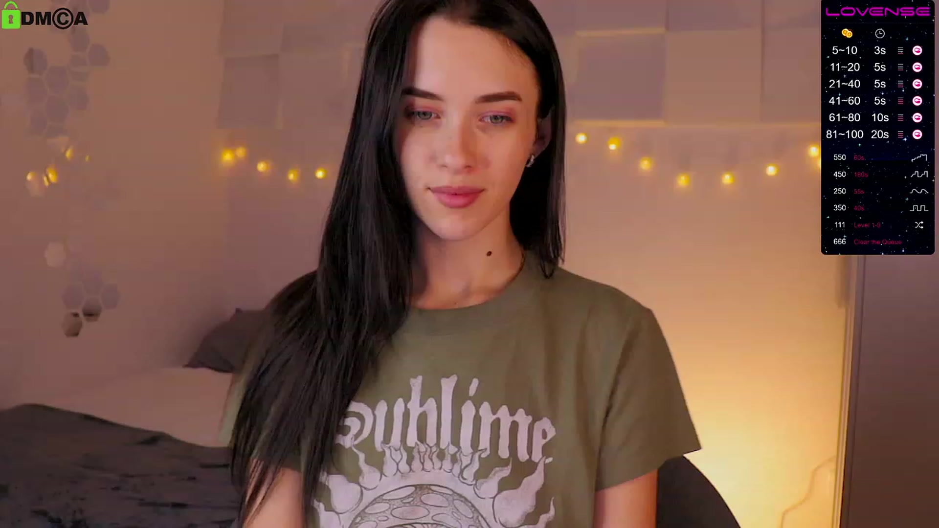 Gallery image thumbnail from AnnWettie's myfreecams stream on, 01/16/2023, 24:04 image 4 of 20