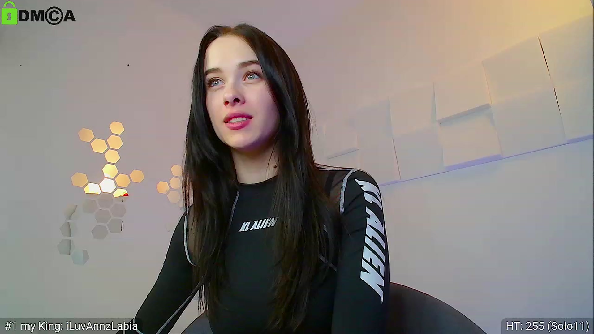 Gallery image thumbnail from AnnWettie's myfreecams stream on, 03/22/2023, 24:01 image 20 of 20